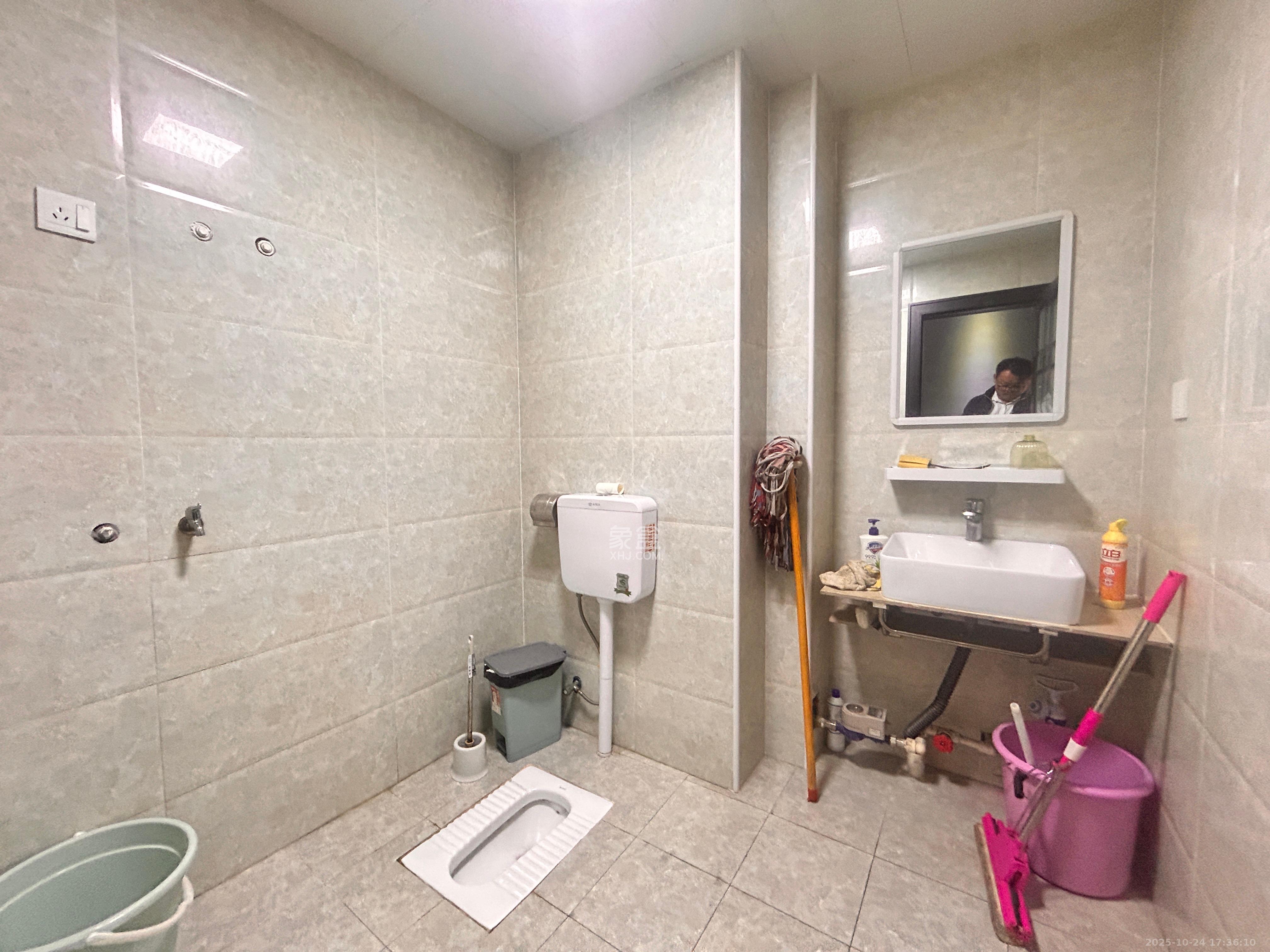 荣悦台  1室0厅0卫    2200.0元/月室内图