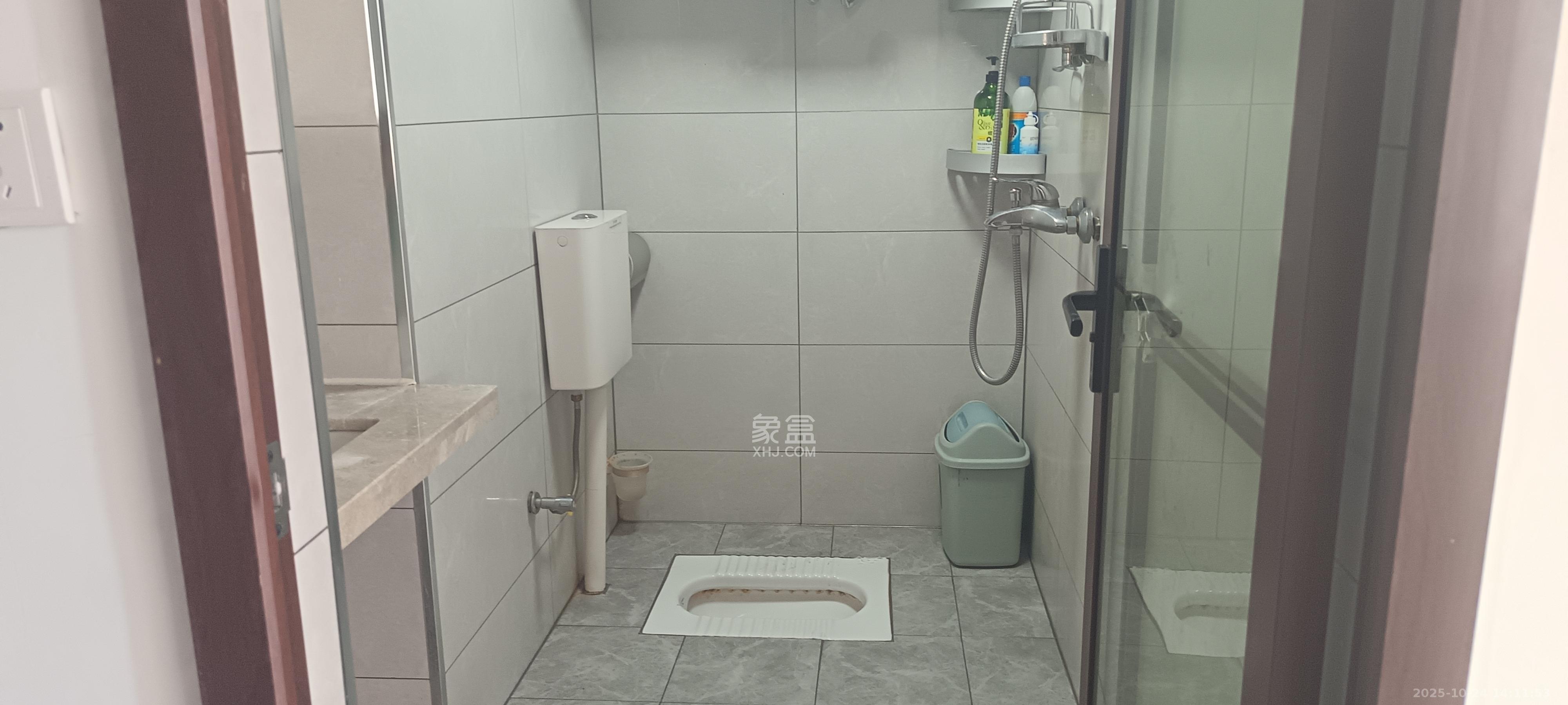 万科金色麦田  3室1厅2卫    2500.0元/月 万科金色麦田  3室1厅2卫    2500.0元/月室内图