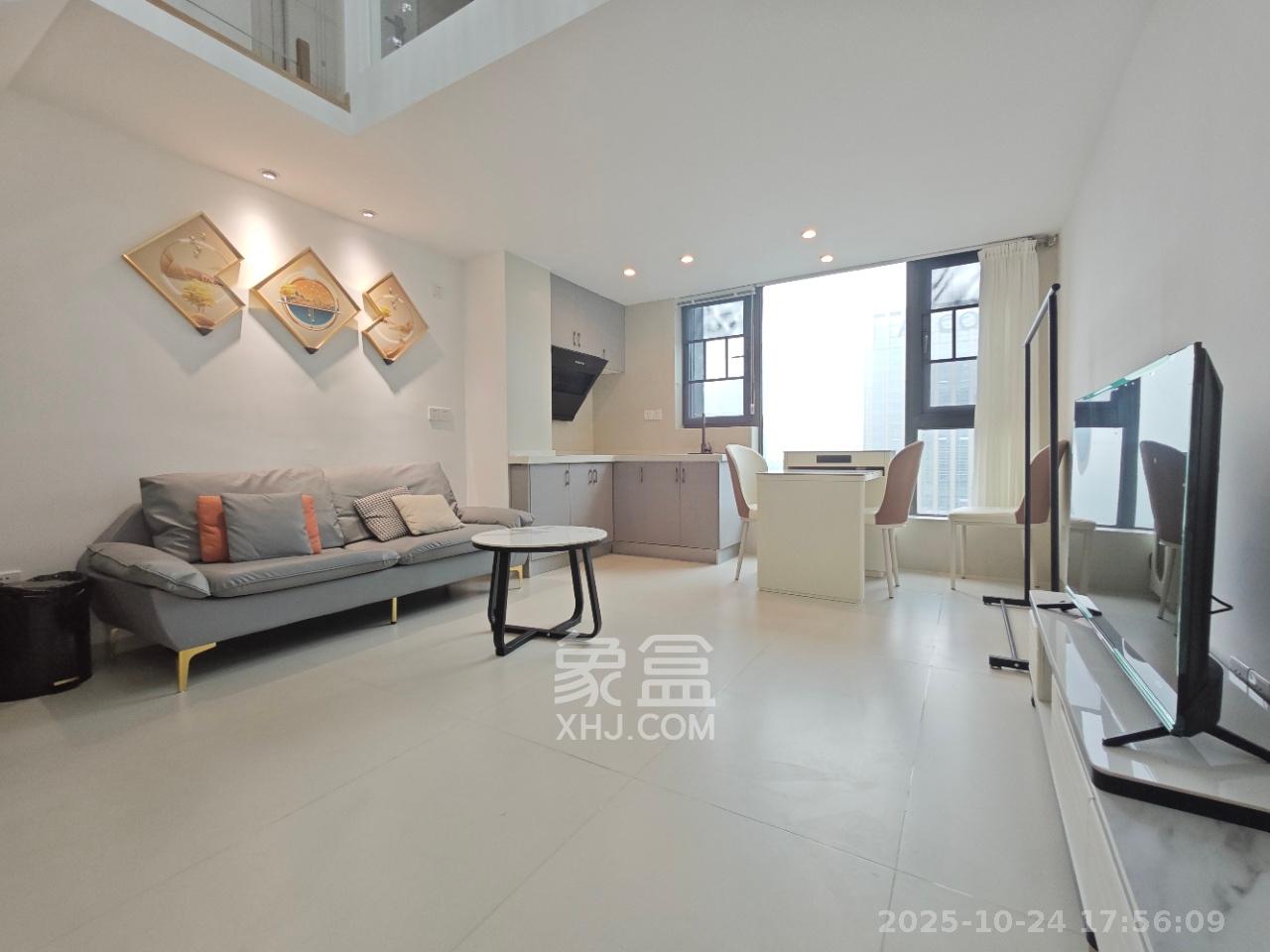 卓越中寰  2室1厅1卫    2600.0元/月