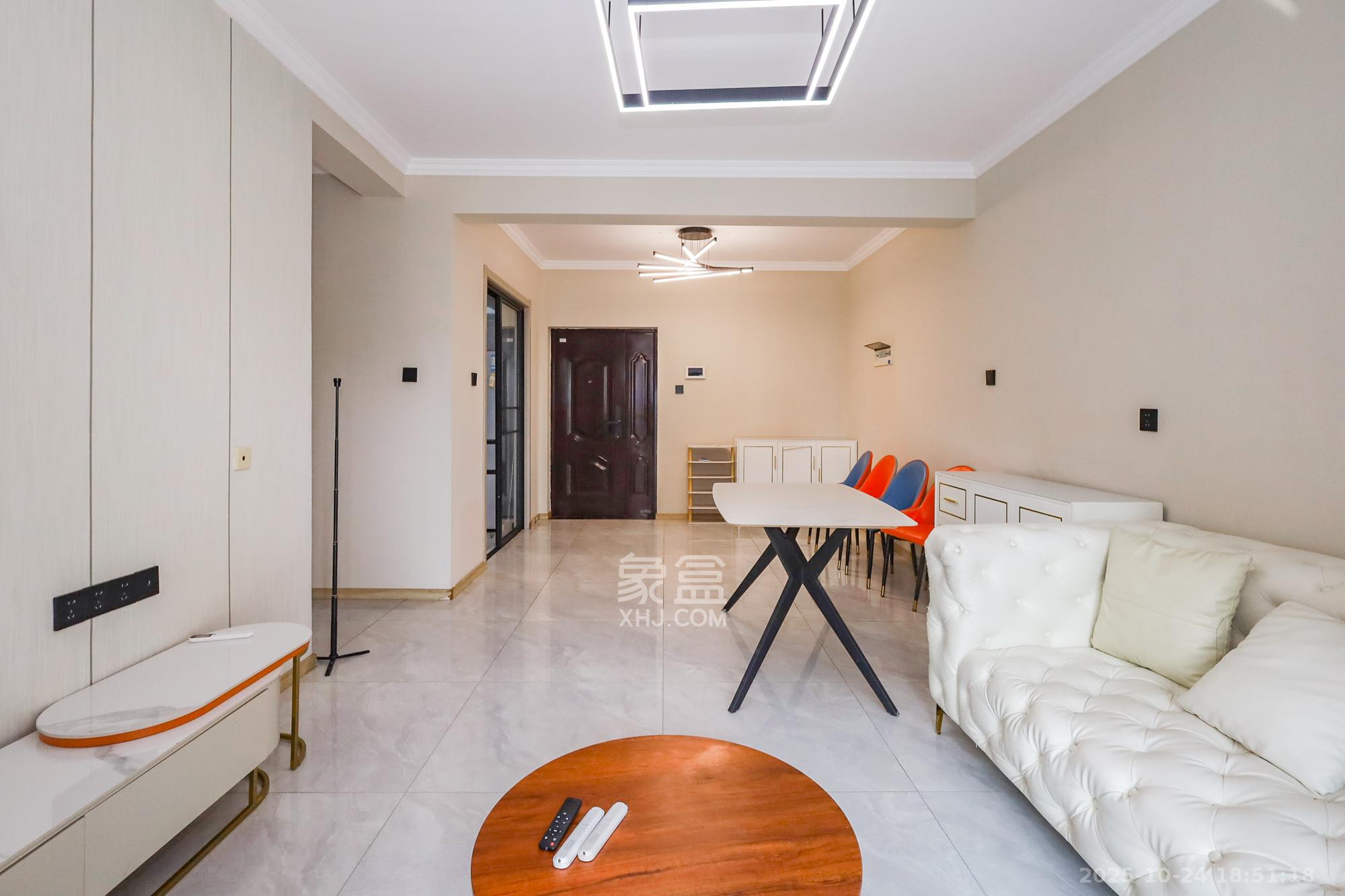 光明E城  3室2厅1卫    92.0万 光明E城  3室2厅1卫    92.0万