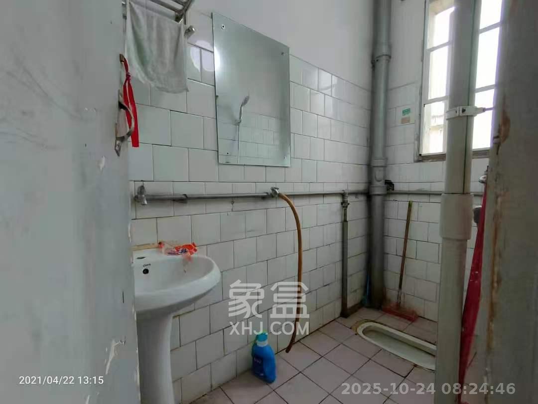 人民新村  2室1厅1卫    1600.0元/月室内图