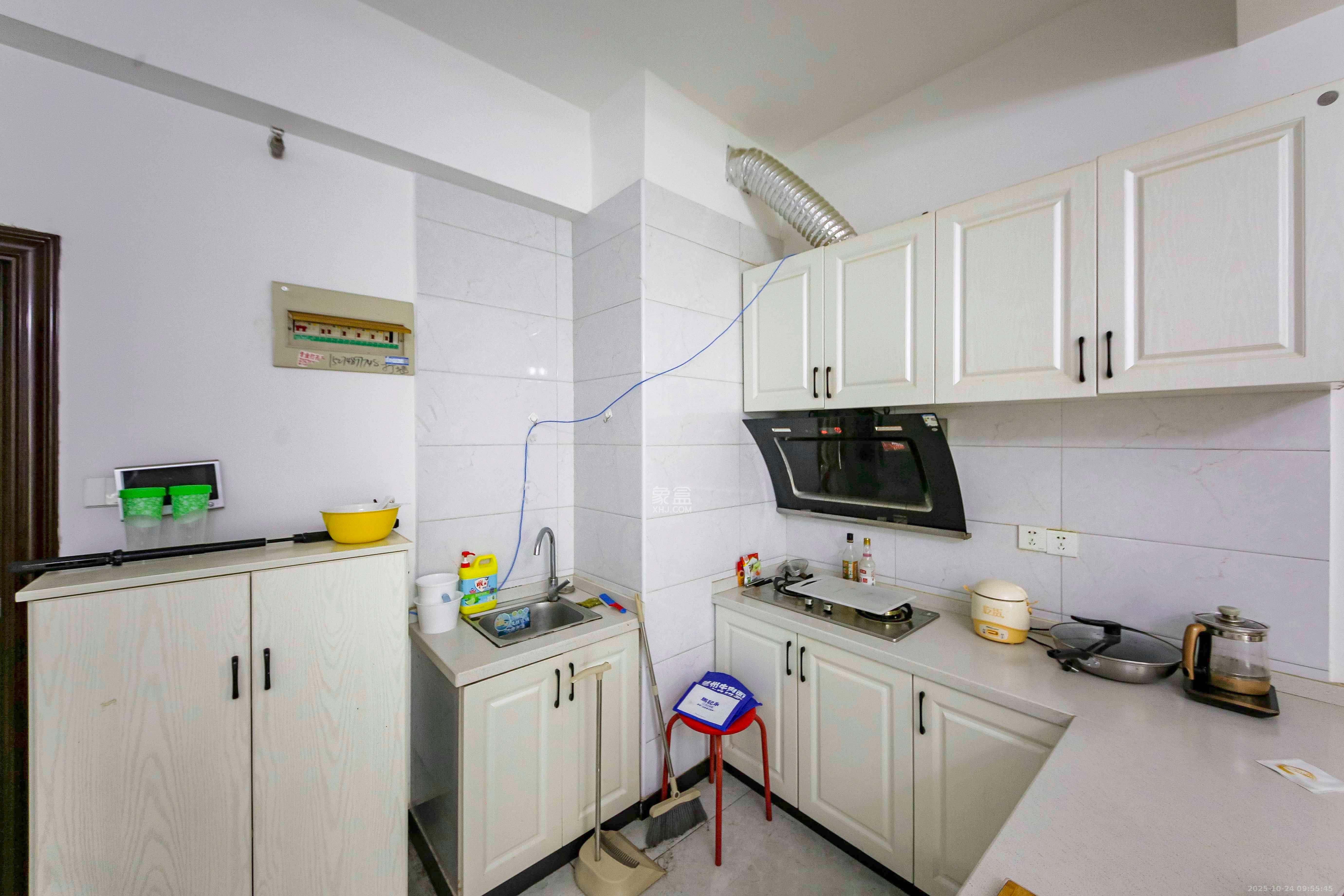 才子嘉都  2室1厅1卫    1800.0元/月室内图