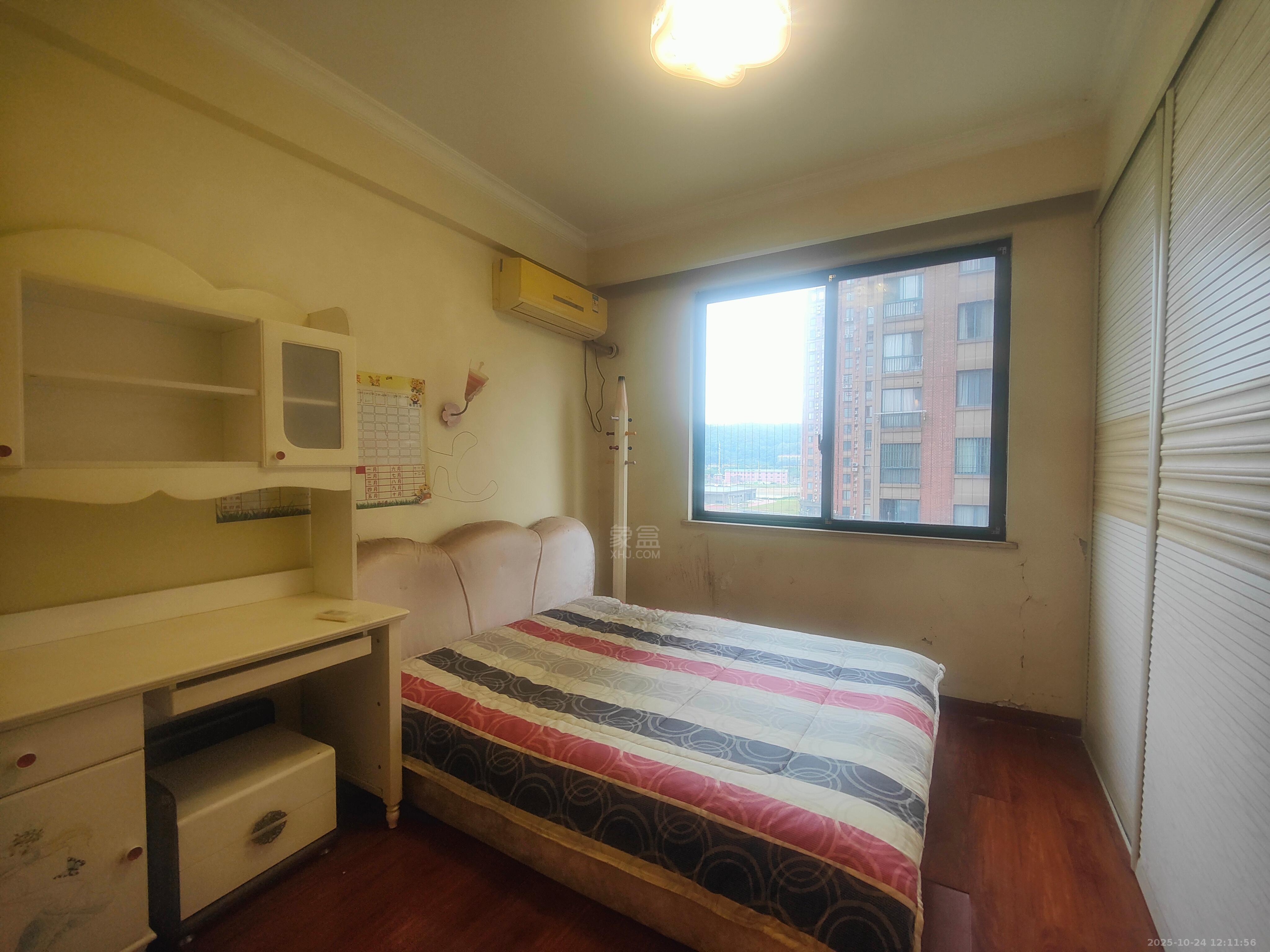 尚格名城花好悦园4期 3室2厅2卫 2200.0元/月 尚格名城花好悦园4期 3室2厅2卫 2200.0元/月室内图