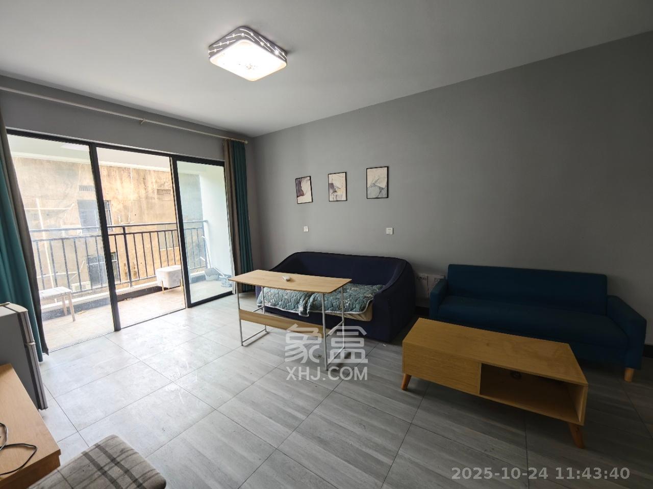 荣盛花语书苑  3室2厅1卫    2300.0元/月室内图