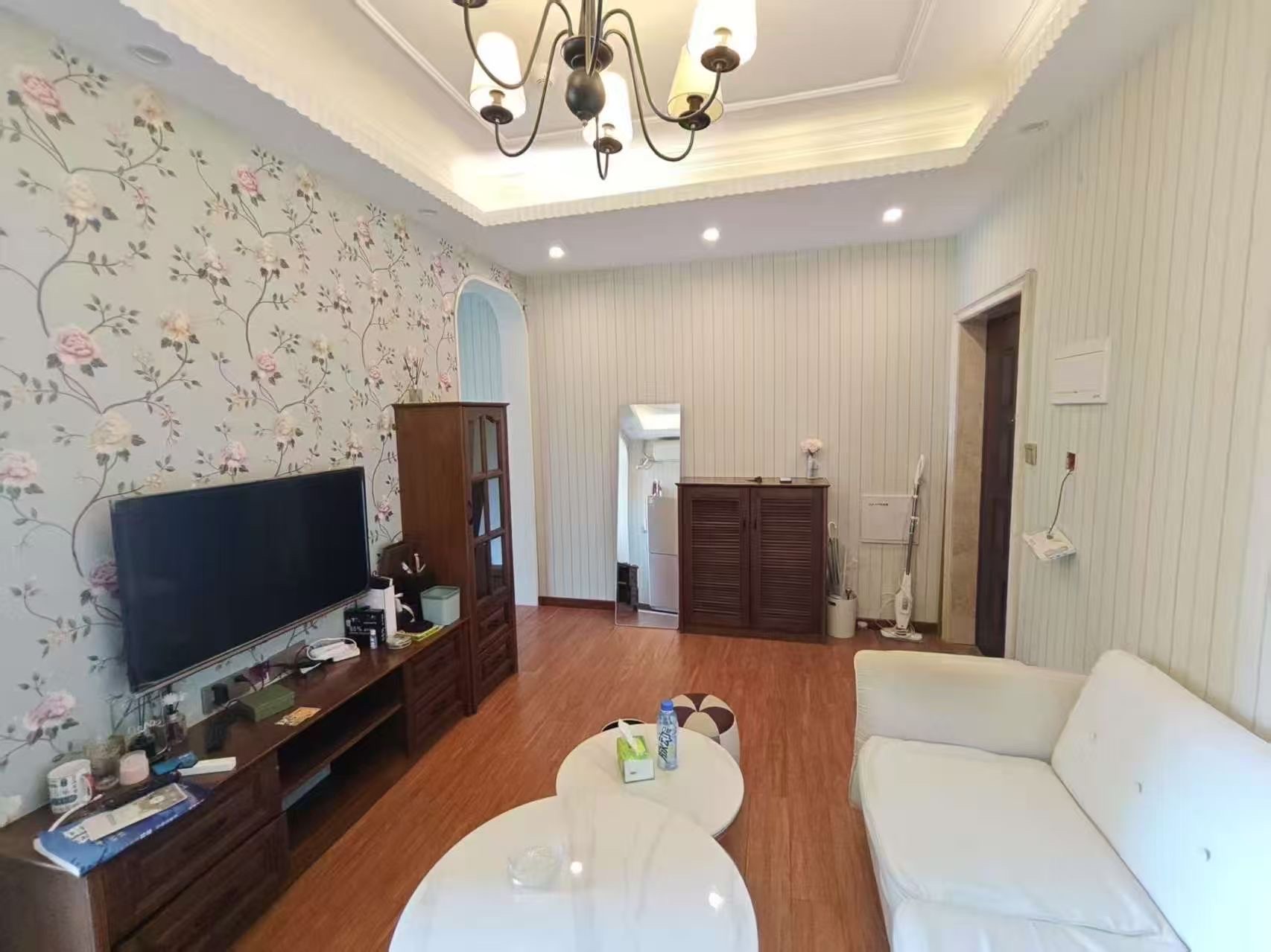 华辰汇景一、二期 1室1厅1卫 1800.0元/月 华辰汇景一、二期 1室1厅1卫 1800.0元/月室内图