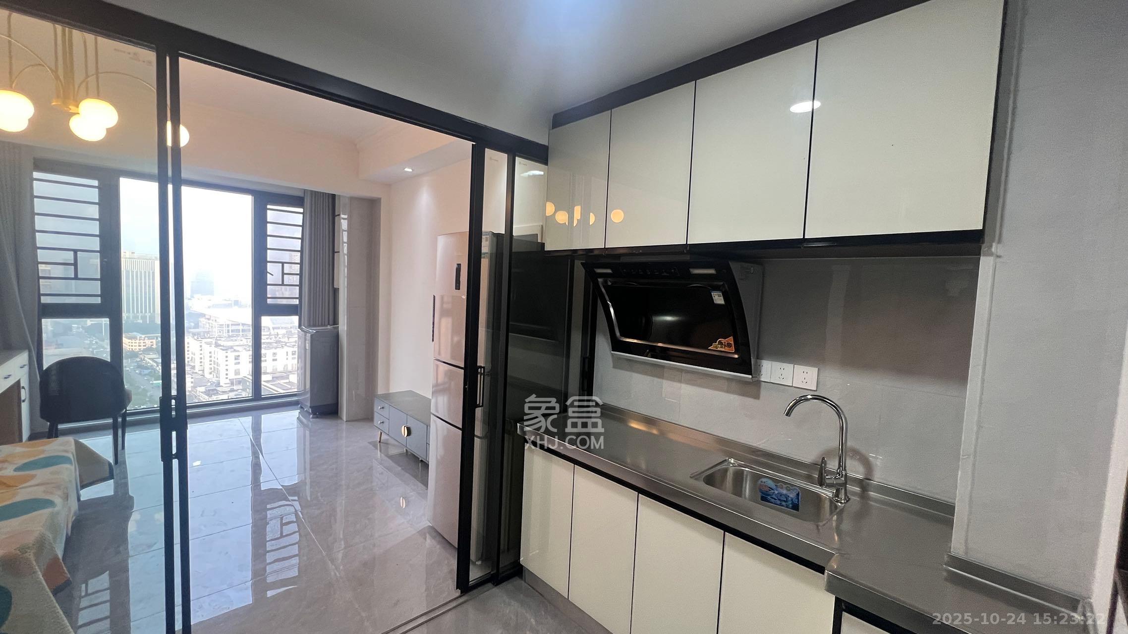 裕天国际商汇中心  1室0厅0卫    1500.0元/月室内图