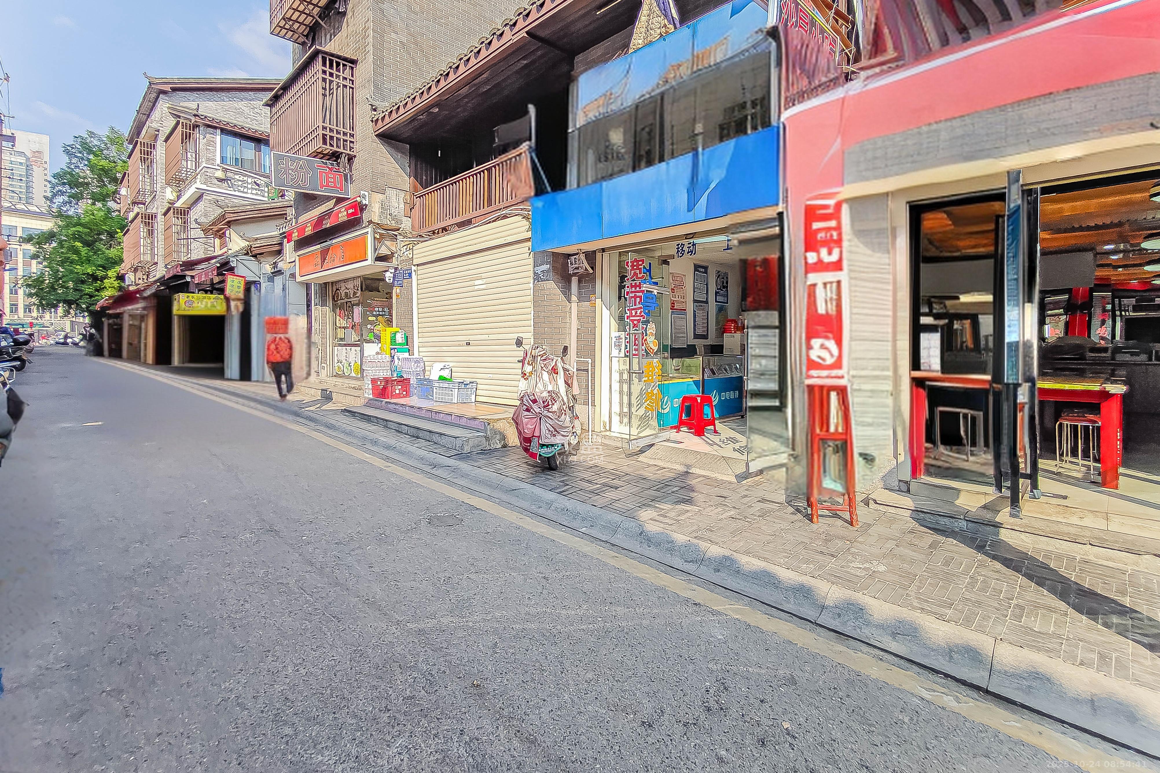 (上/下)黎家坡散盘 4室1厅1卫 126.0万 (上/下)黎家坡散盘 4室1厅1卫 126.0万客厅