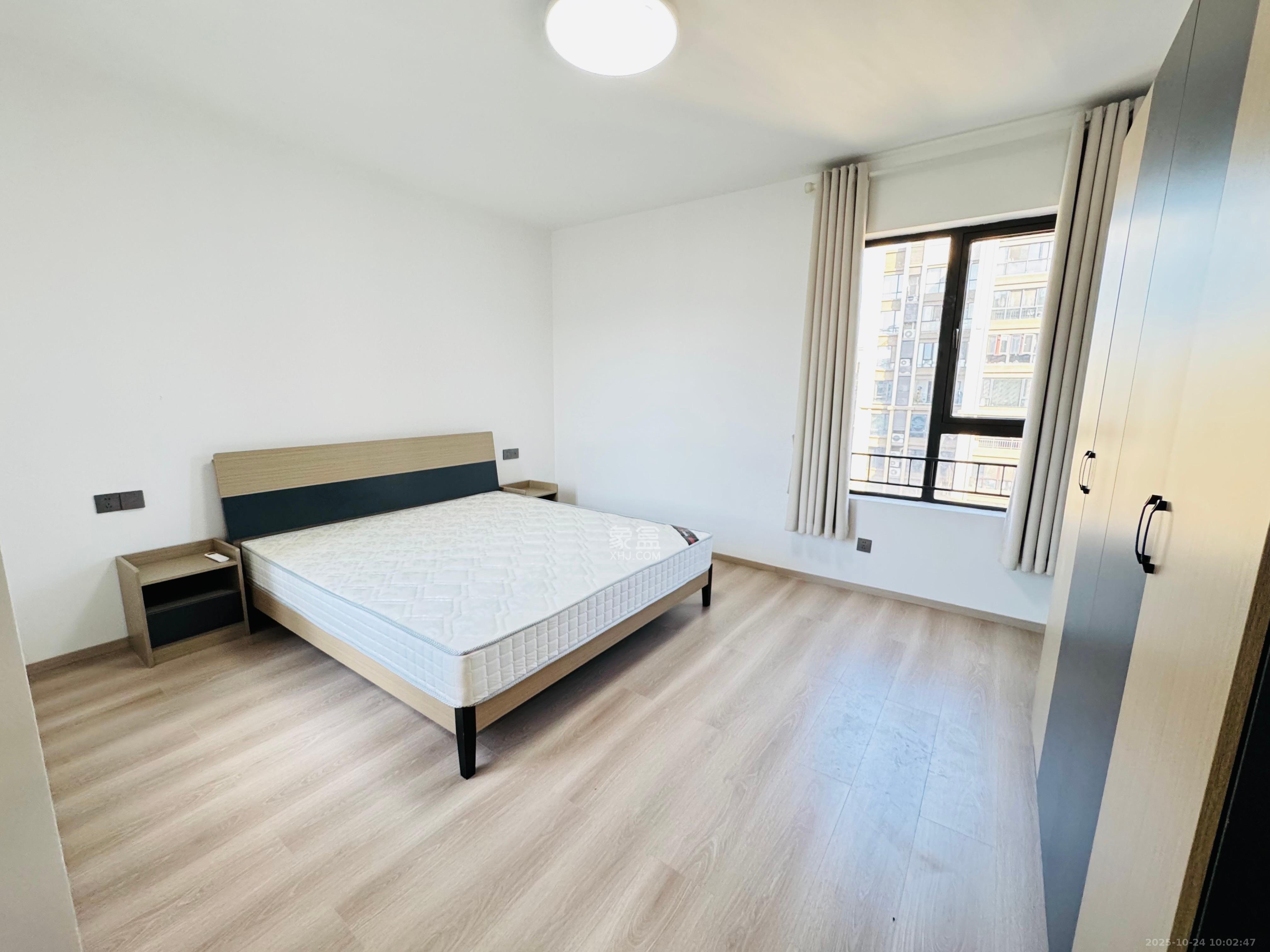 协信星澜汇  3室2厅2卫    3600.0元/月室内图