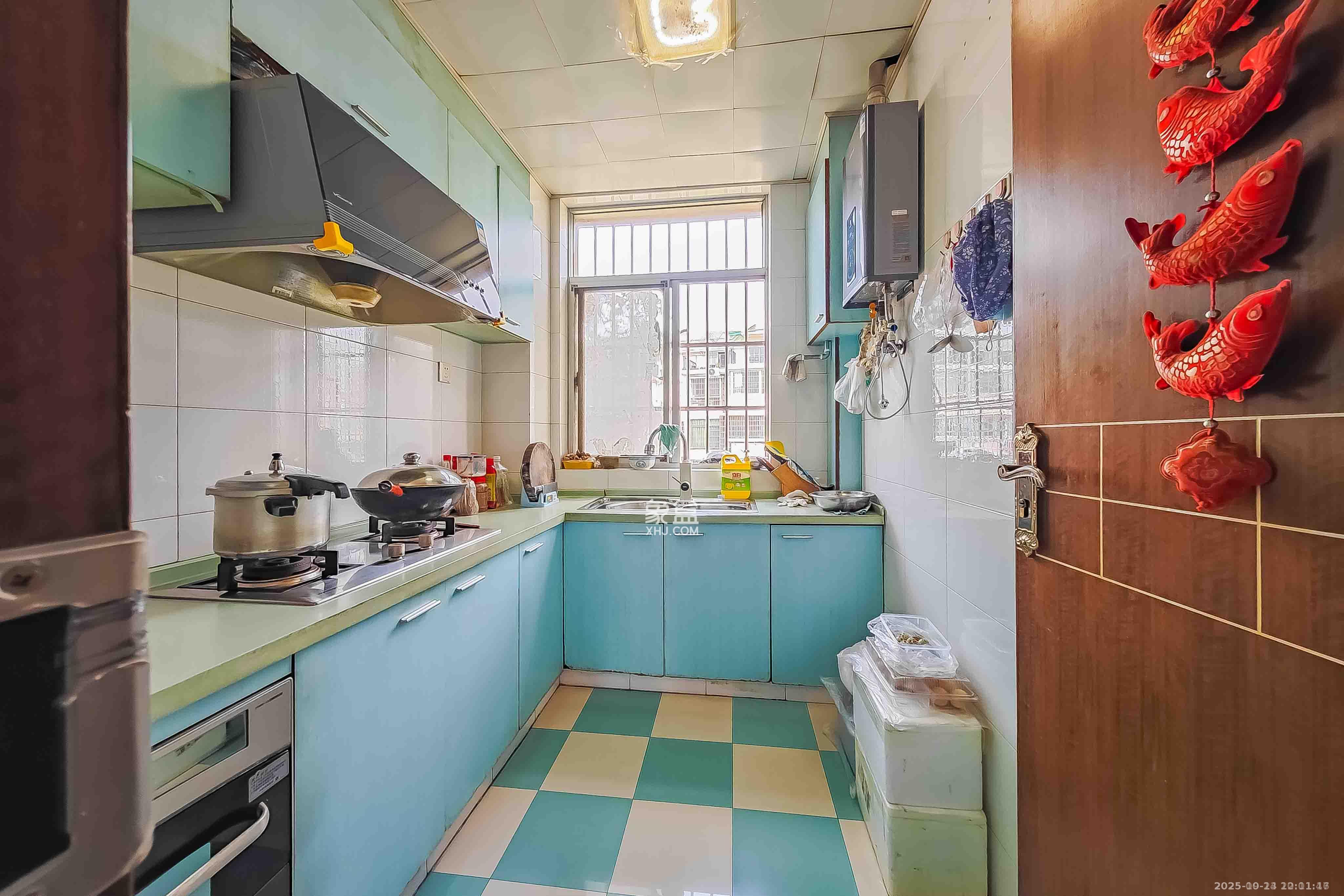 新星小区 3室1厅1卫 1600.0元/月 新星小区 3室1厅1卫 1600.0元/月室内图