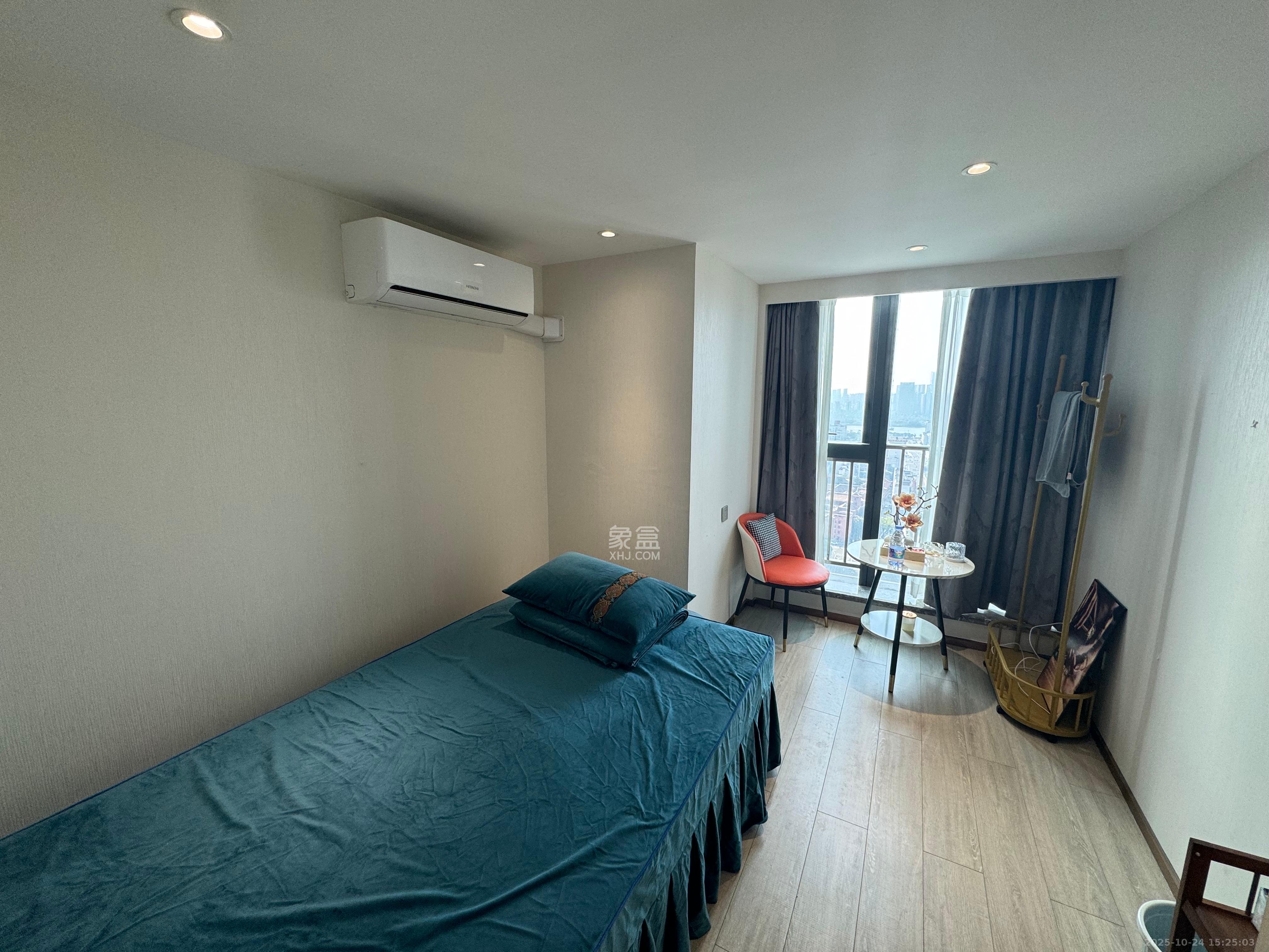 华远华时代  3室2厅2卫    3360.0元/月室内图