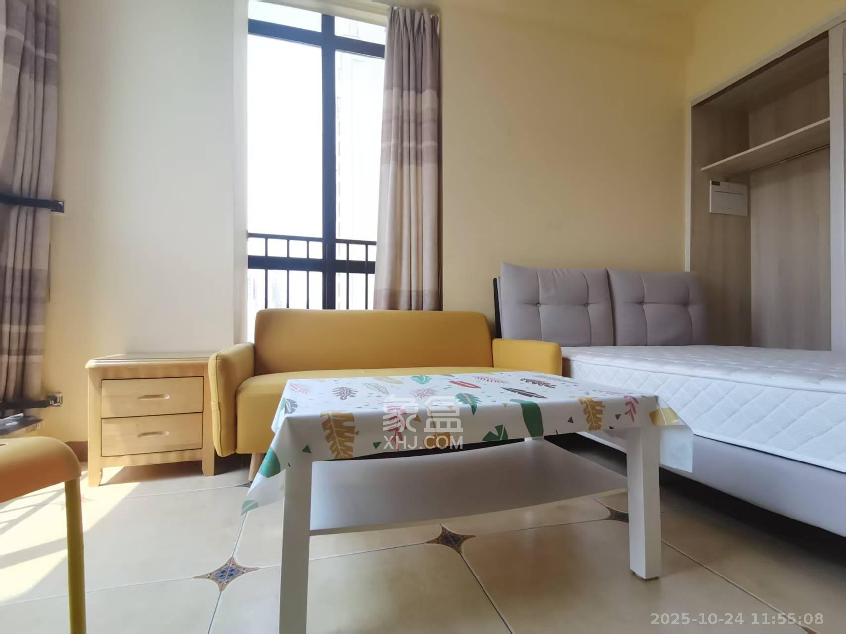 金茂梅溪湖  1室1厅1卫    1600.0元/月 金茂梅溪湖  1室1厅1卫    1600.0元/月室内图