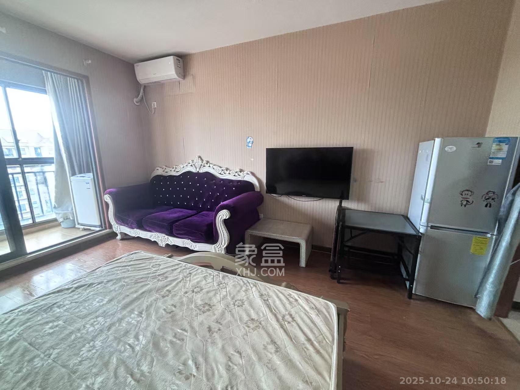 花漾年华(桂花园) 1室1厅1卫 1200.0元/月 花漾年华(桂花园) 1室1厅1卫 1200.0元/月室内图