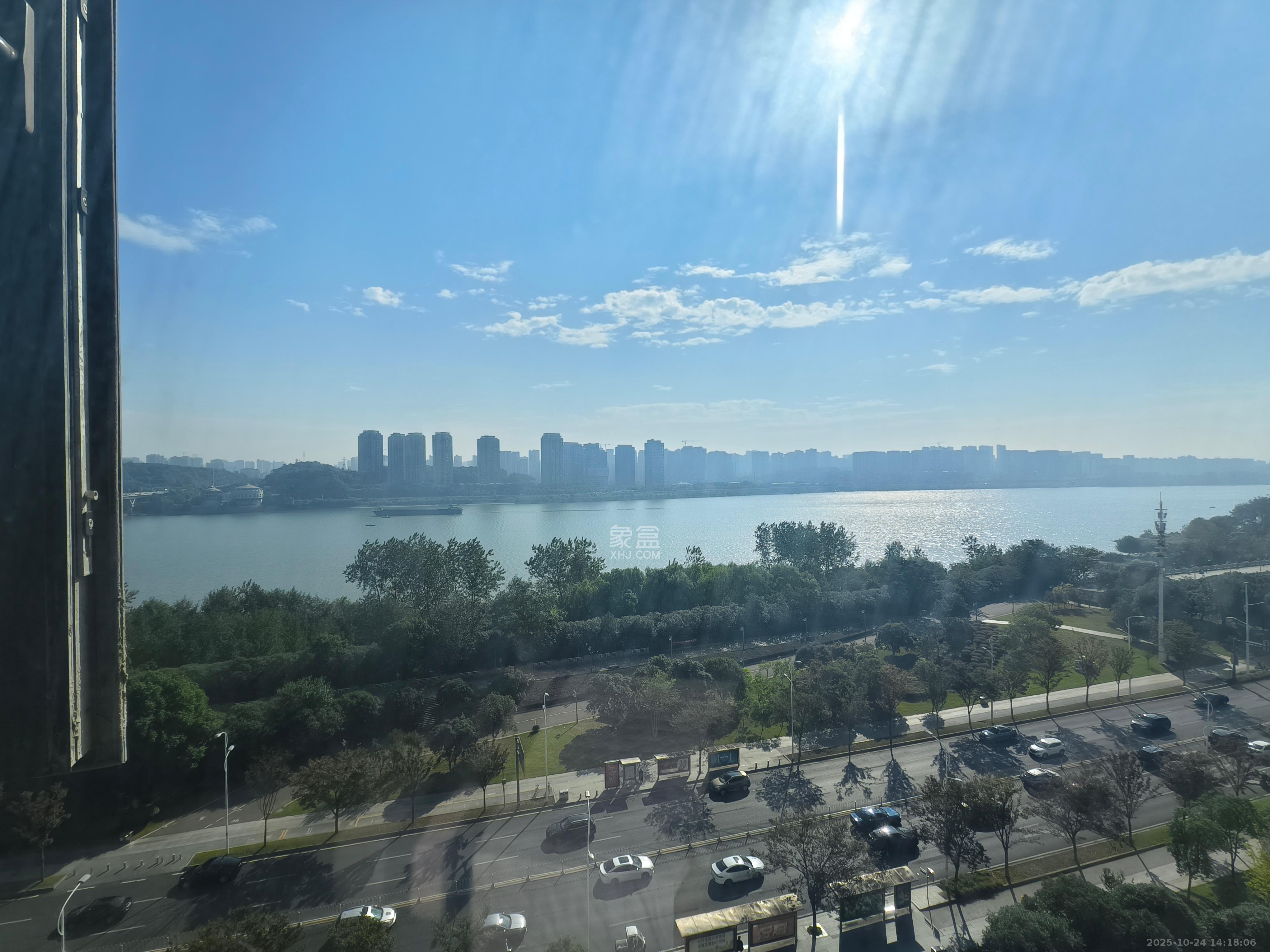 兰亭湾畔 4室2厅2卫 4000.0元/月 兰亭湾畔 4室2厅2卫 4000.0元/月室内图