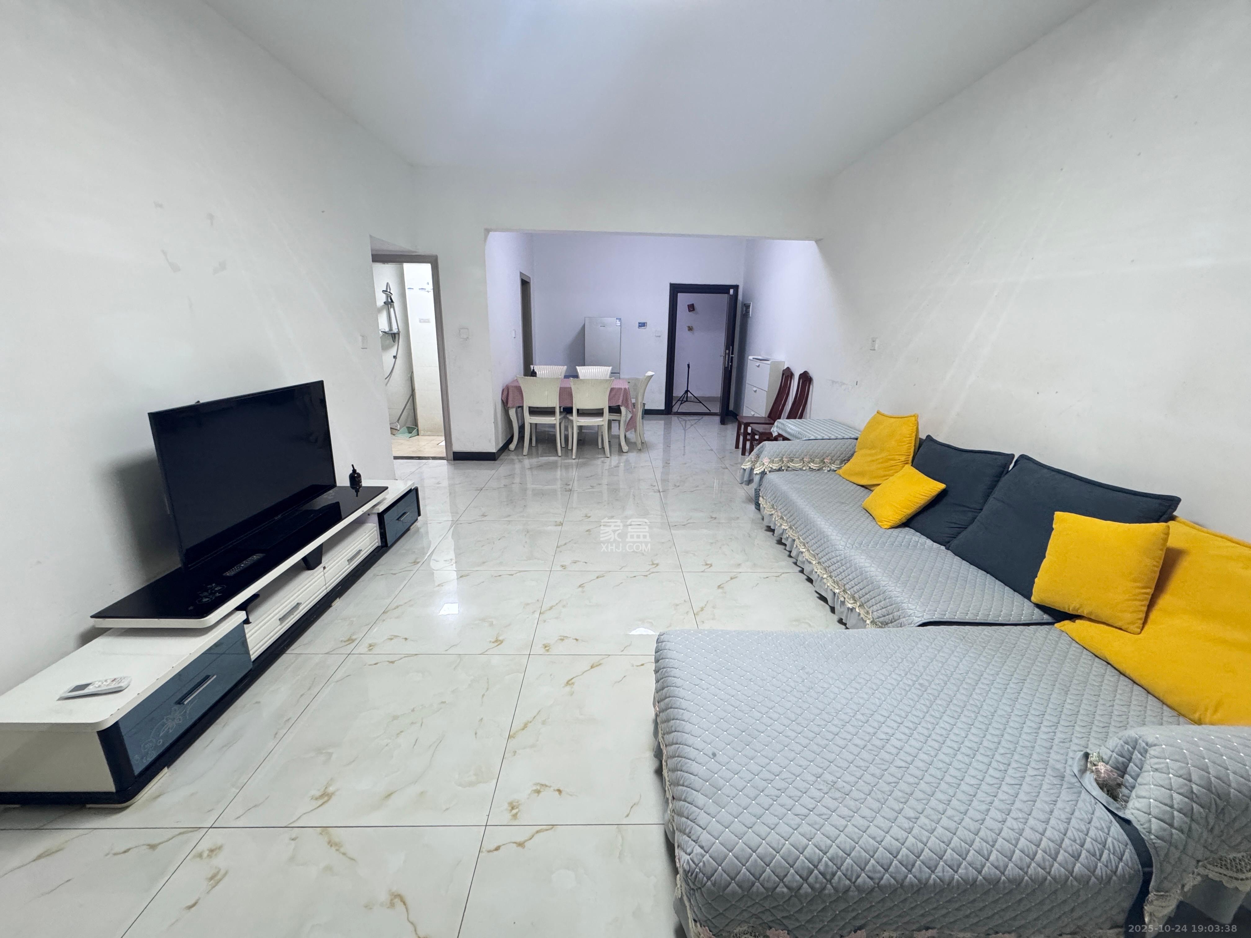 鄱阳佳郡  1室0厅0卫    1800.0元/月室内图