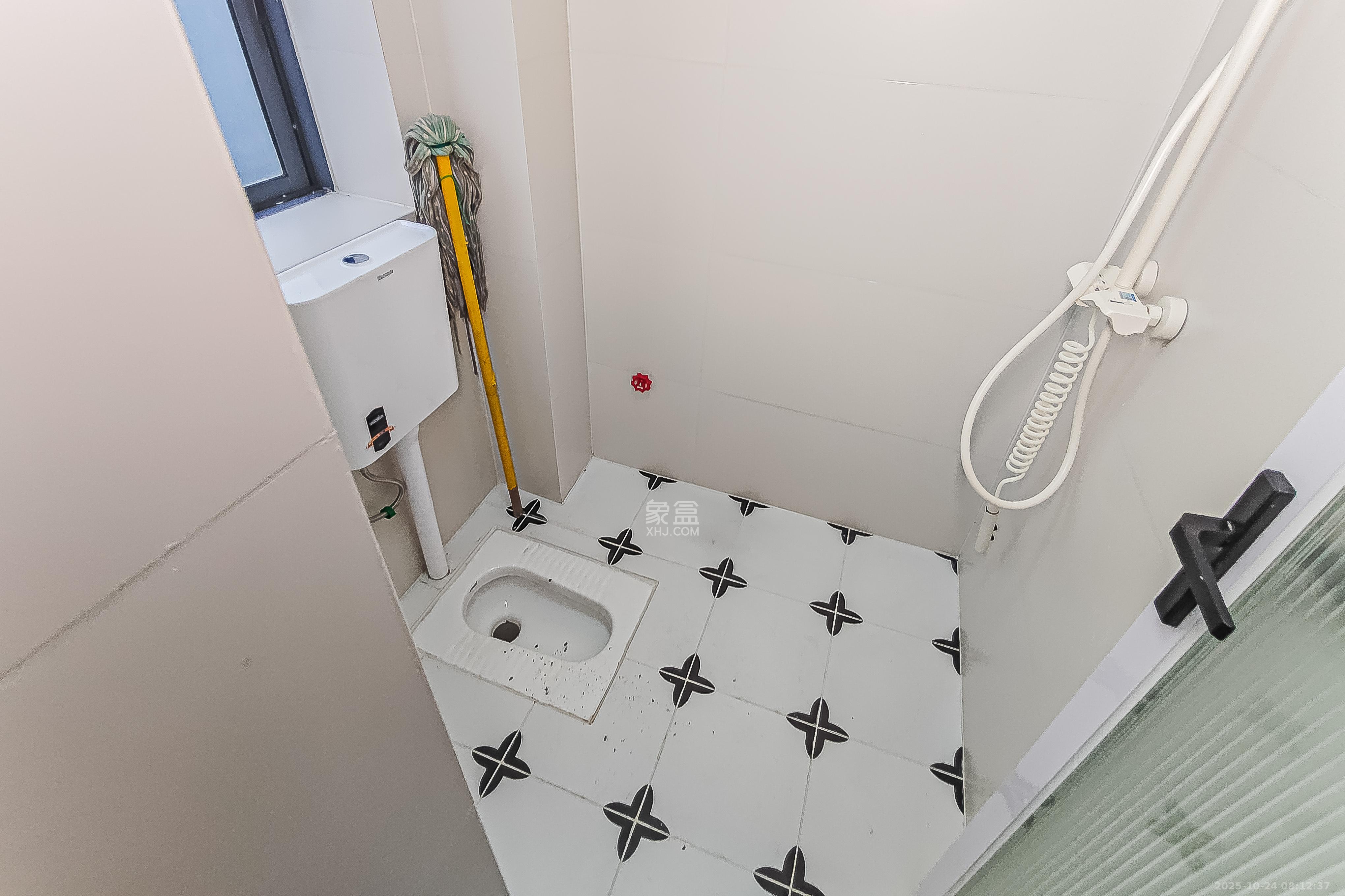 生资公司宿舍（雨花亭）  3室1厅1卫    48.8万卫生间