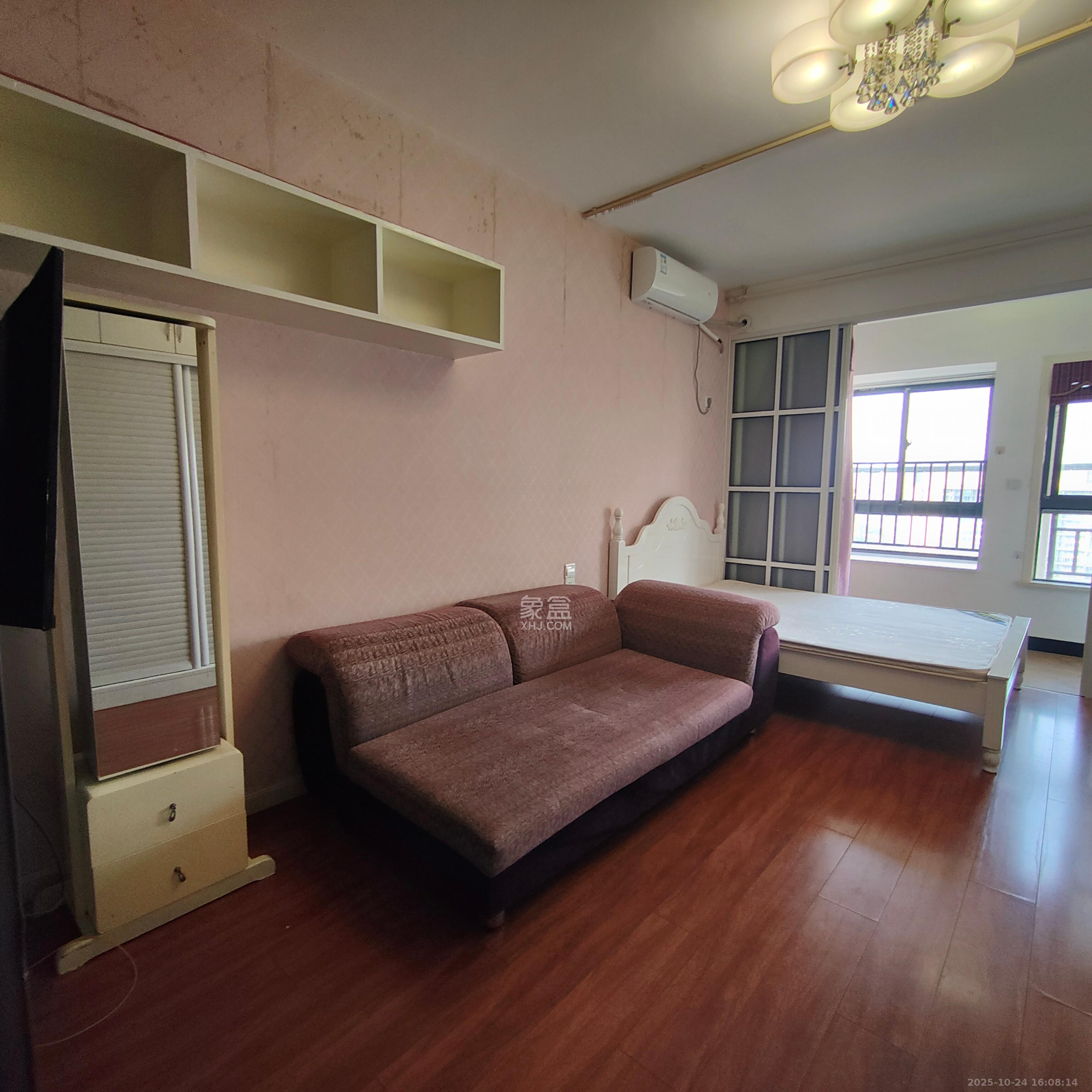 上峰苑（兰亭玥岛）  1室0厅1卫    1500.0元/月室内图