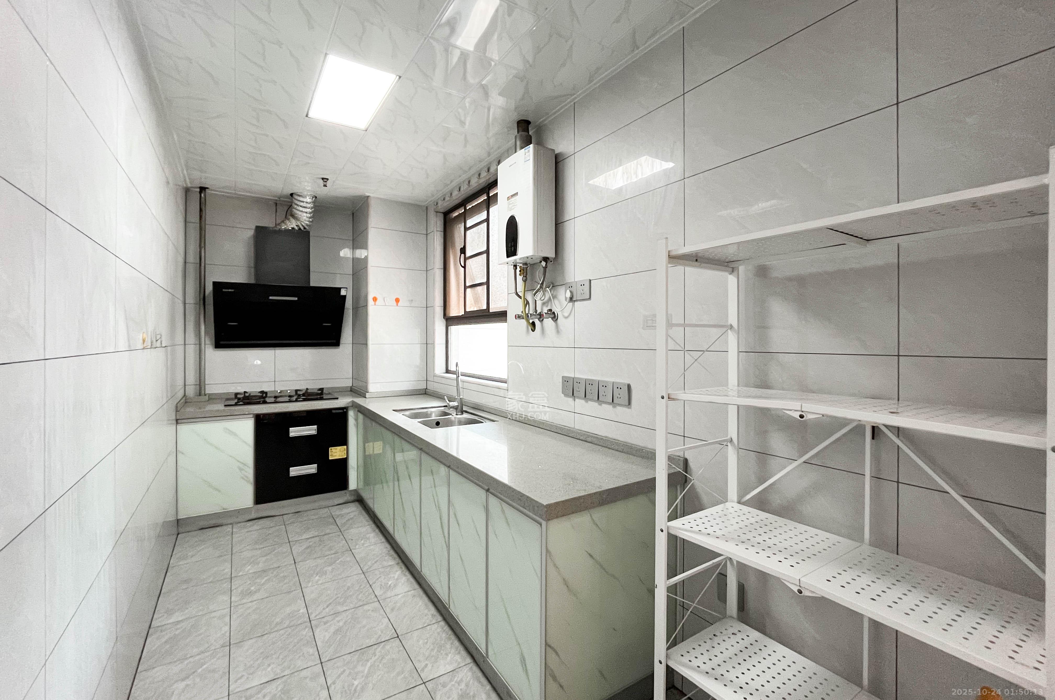 佳兆业云顶梅溪湖（佳兆业梅溪荟）  4室2厅2卫    140.0万厨房