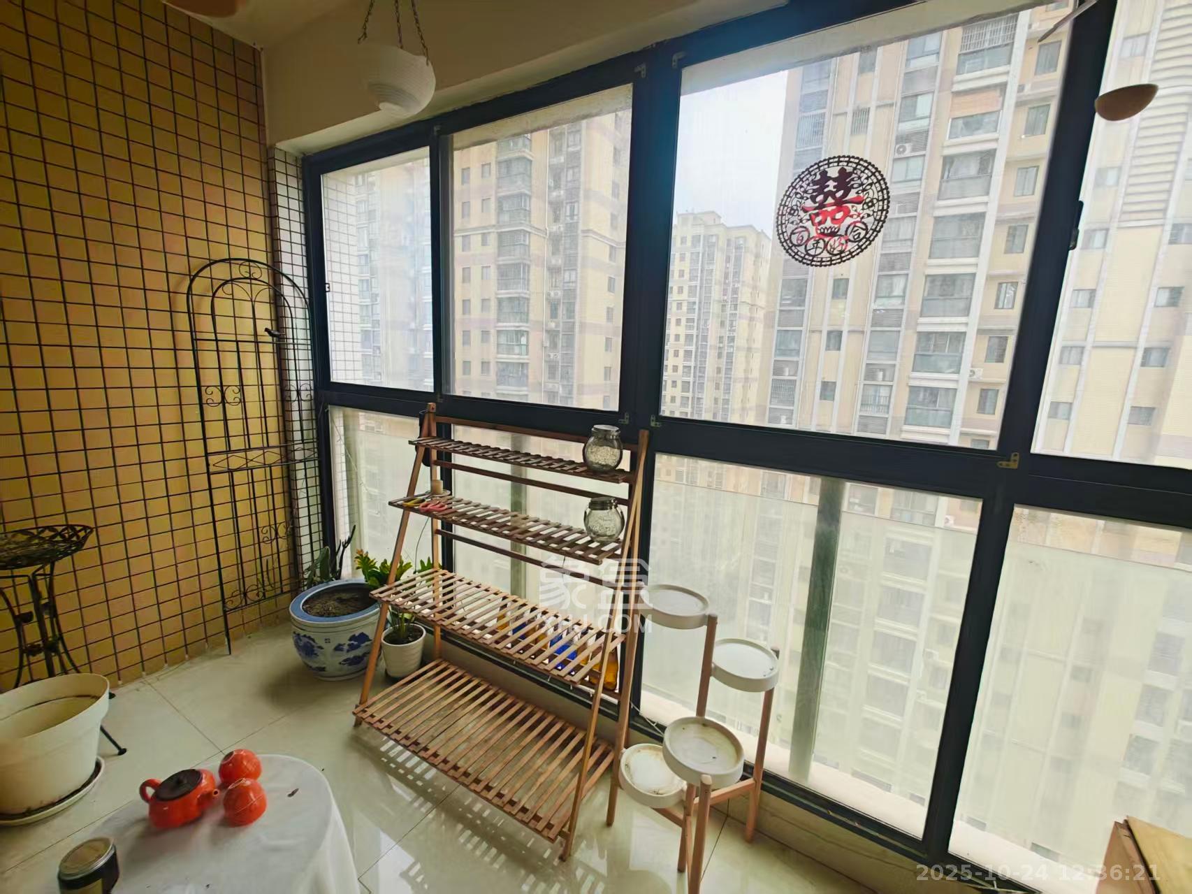 锦湘国际星城三期（锦绣苑）  2室2厅1卫    2700.0元/月室内图