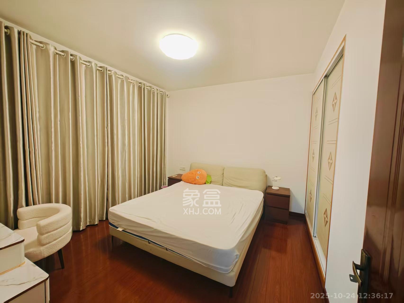 锦湘国际星城三期(锦绣苑) 2室2厅1卫 2700.0元/月 锦湘国际星城三期(锦绣苑) 2室2厅1卫 2700.0元/月室内图