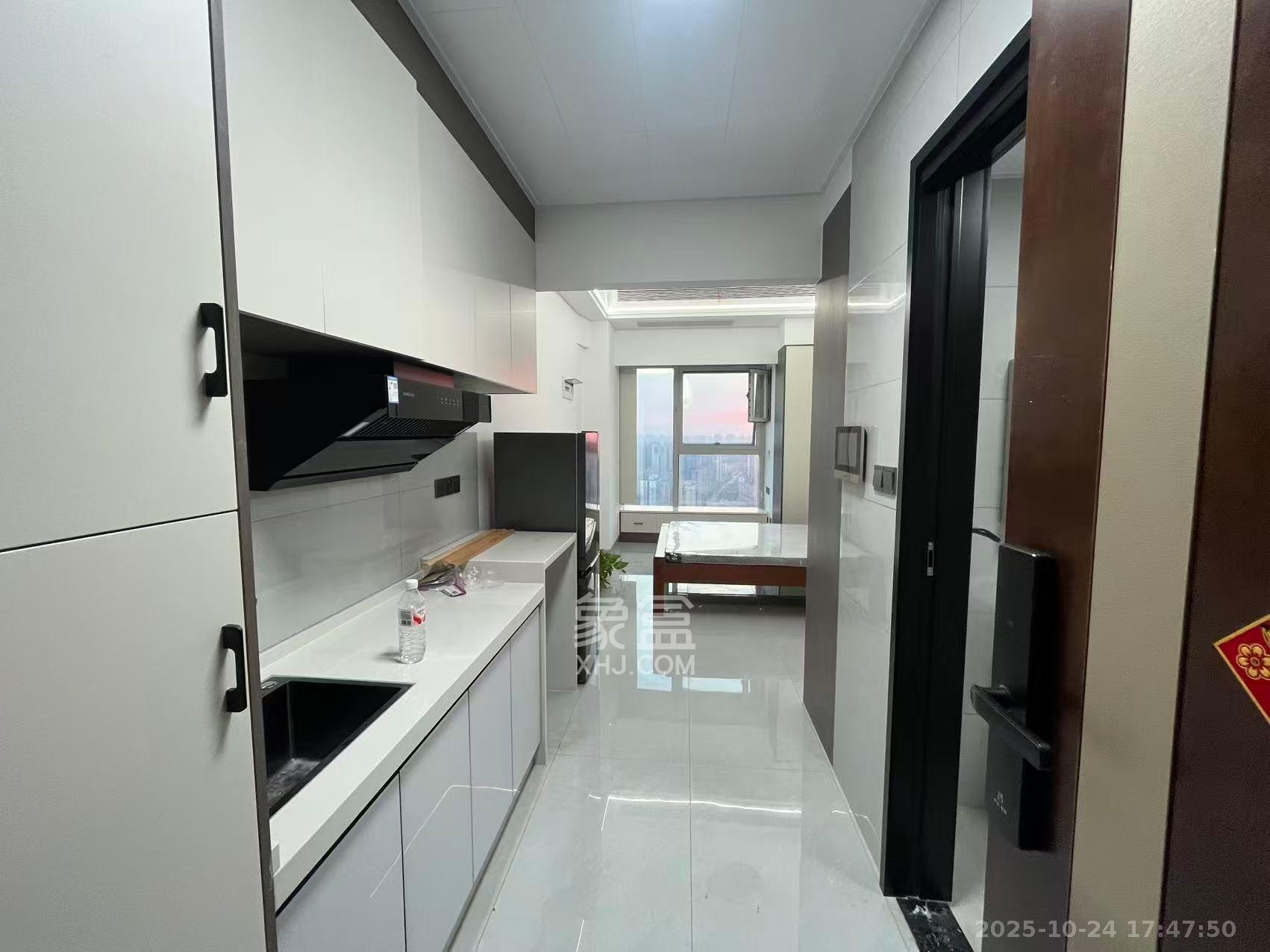 恒大誉府(融誉商业中心) 1室0厅1卫 1400.0元/月 恒大誉府(融誉商业中心) 1室0厅1卫 1400.0元/月室内图