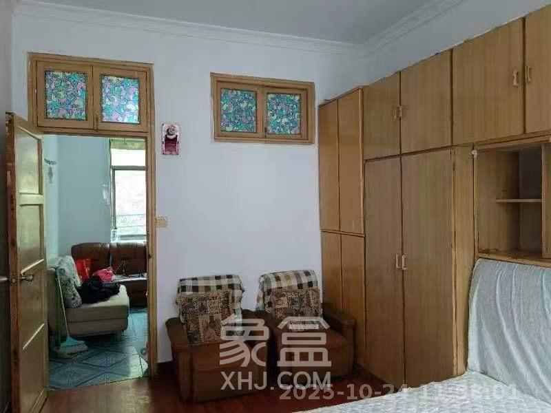 测绘局单位房 2室2厅1卫 1200.0元/月 测绘局单位房 2室2厅1卫 1200.0元/月室内图