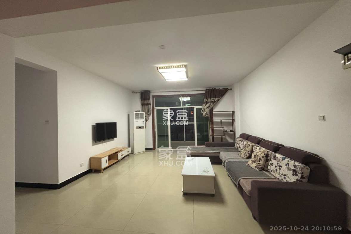 洞井二小区 3室2厅2卫 1800.0元/月 洞井二小区 3室2厅2卫 1800.0元/月室内图