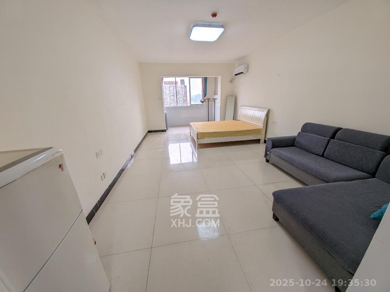 上河国际F座  1室0厅1卫    1500.0元/月 上河国际F座  1室0厅1卫    1500.0元/月室内图