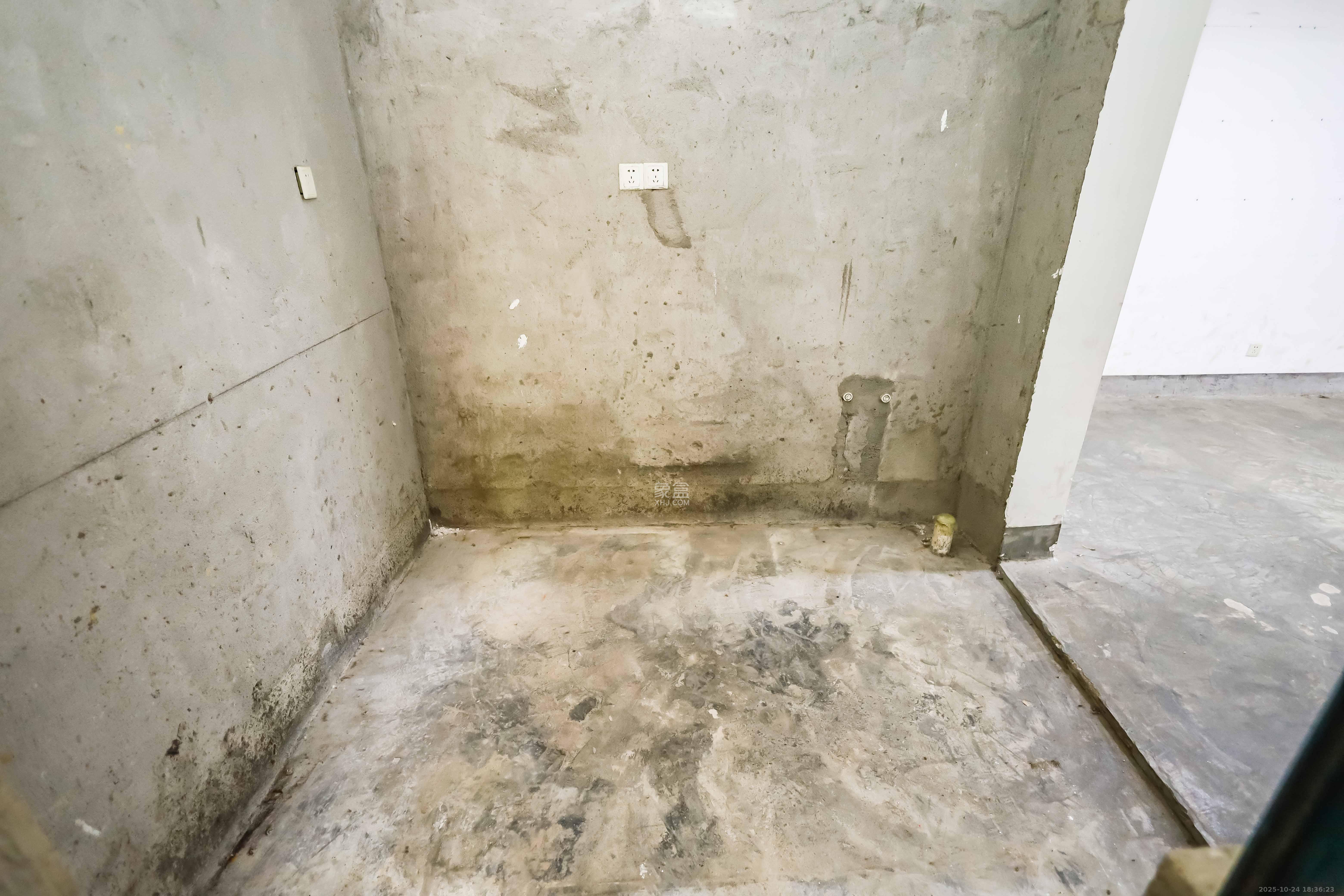 恒大华府 2室2厅1卫 140.0万 恒大华府 2室2厅1卫 140.0万厨房