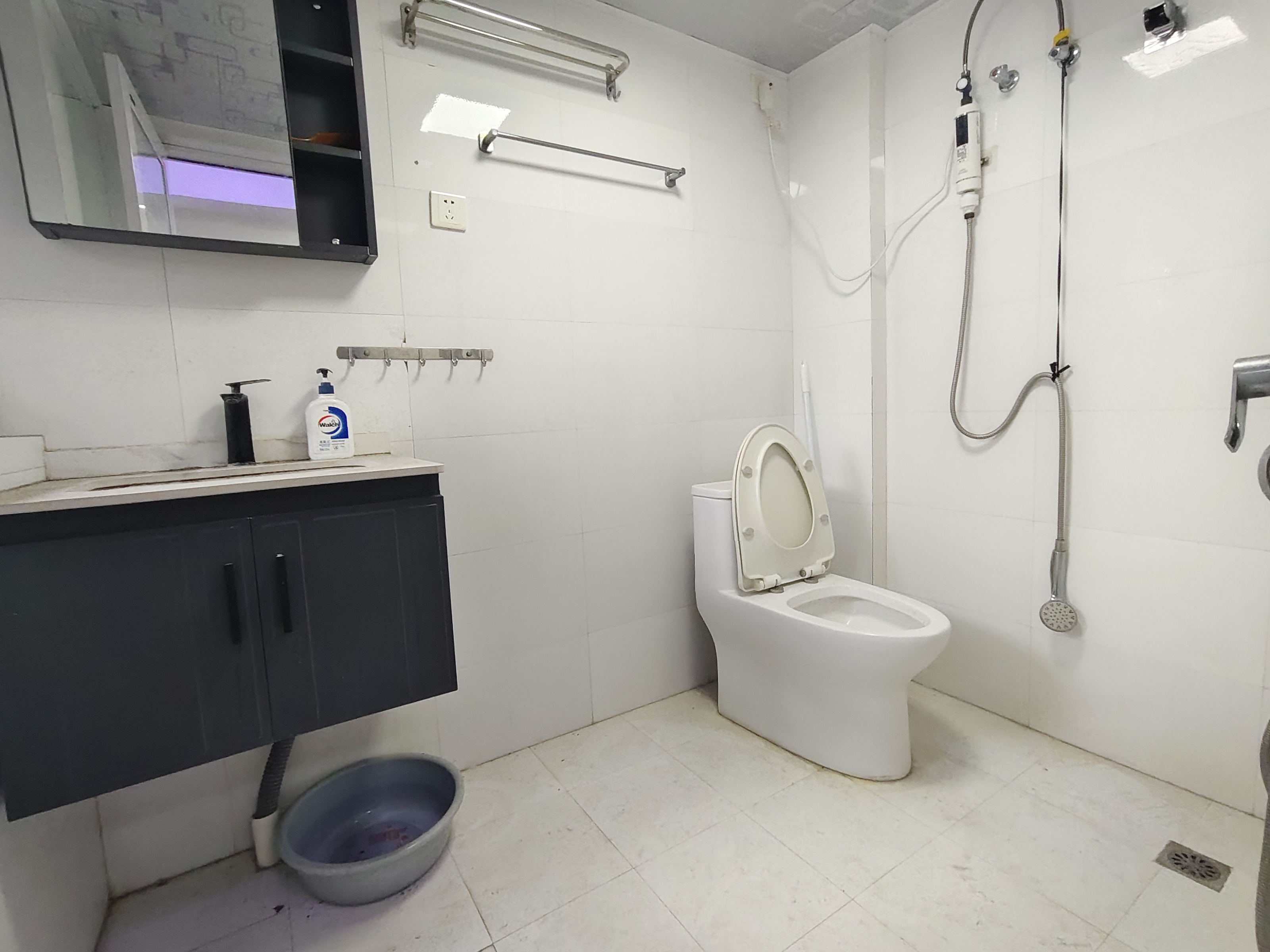 紫泉花坊  4室2厅2卫    3800.0元/月室内图