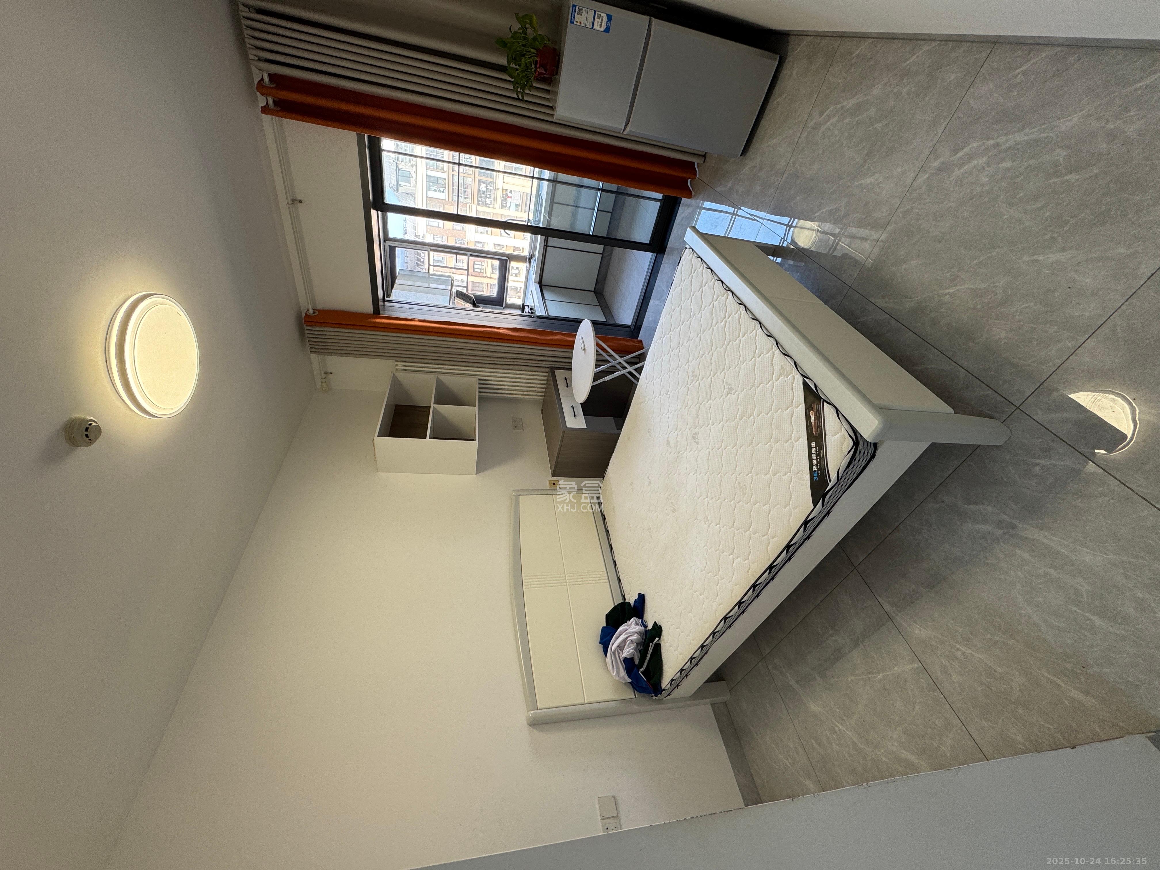 怡海星城 1室0厅0卫 1100.0元/月 怡海星城 1室0厅0卫 1100.0元/月室内图