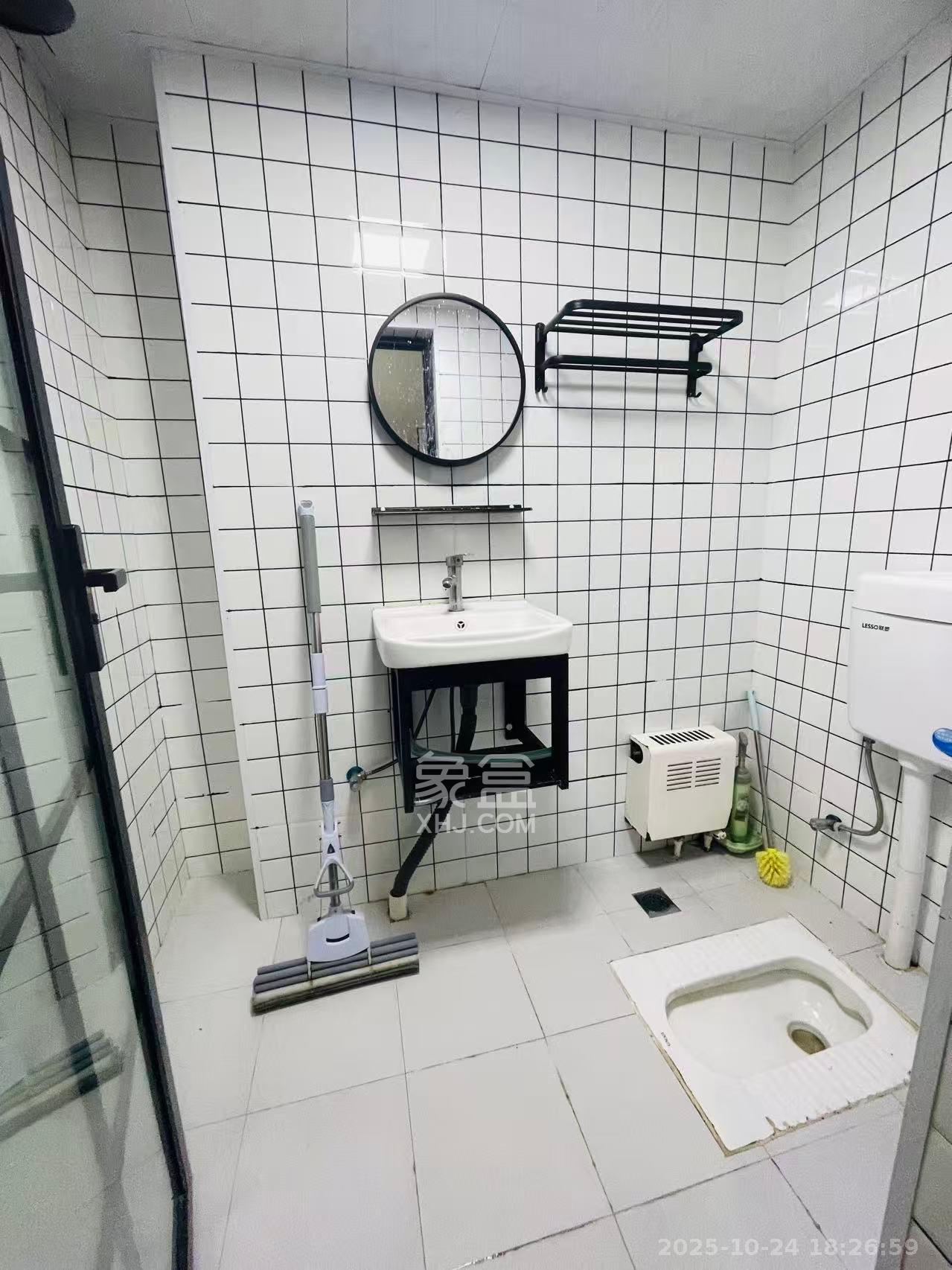 怡海星城  1室1厅1卫    950.0元/月室内图