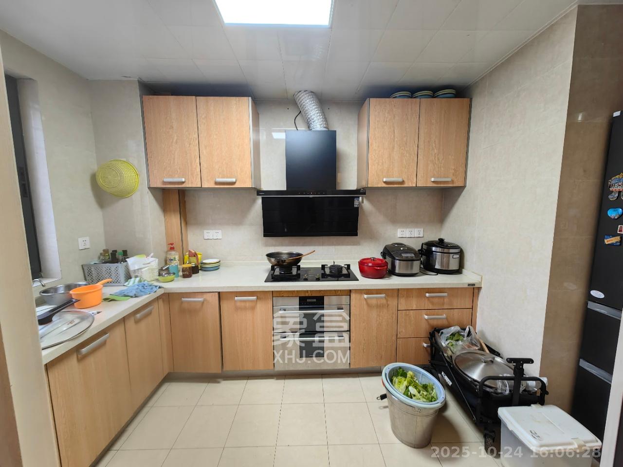 南山苏迪亚诺 3室2厅2卫 2200.0元/月 南山苏迪亚诺 3室2厅2卫 2200.0元/月室内图