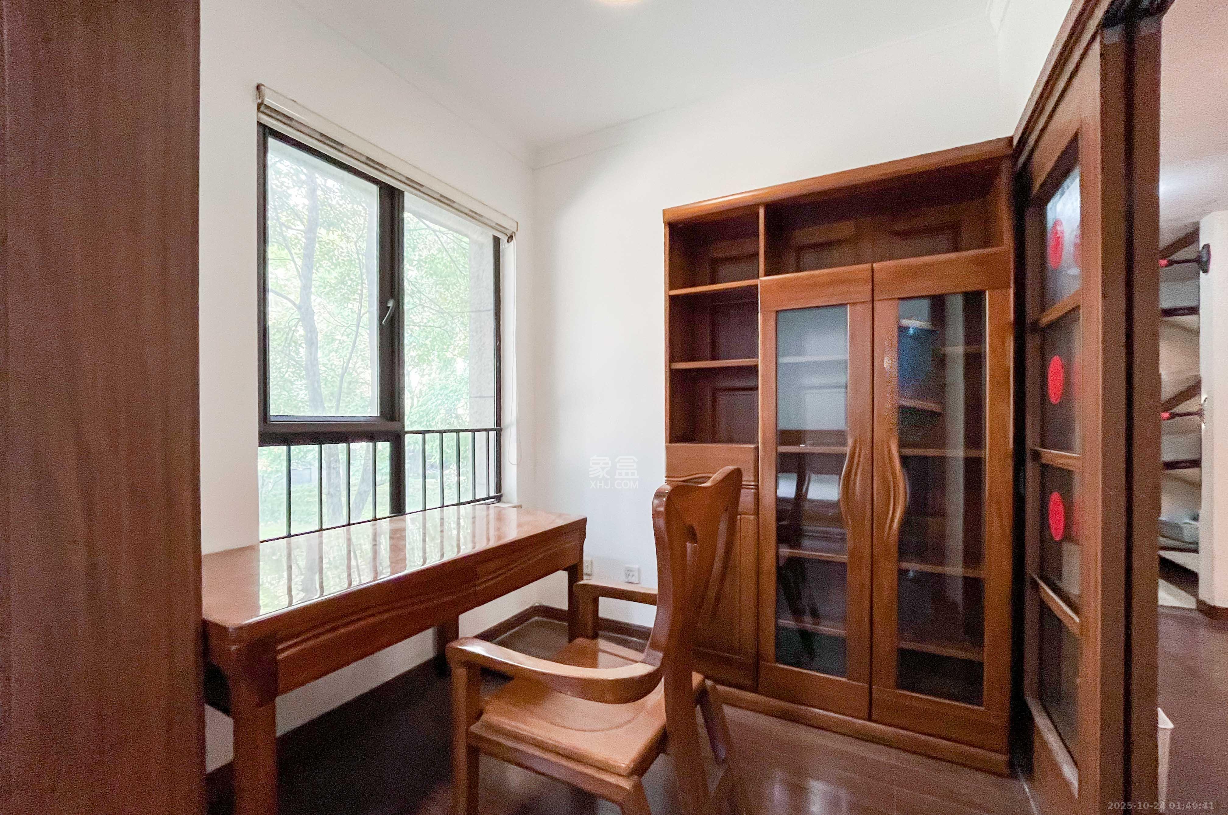 万科里梅溪郡 4室2厅1卫 242.0万 万科里梅溪郡 4室2厅1卫 242.0万其他