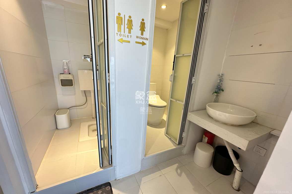 保利国际广场 1室1厅1卫 9000.0元/月 保利国际广场 1室1厅1卫 9000.0元/月室内图