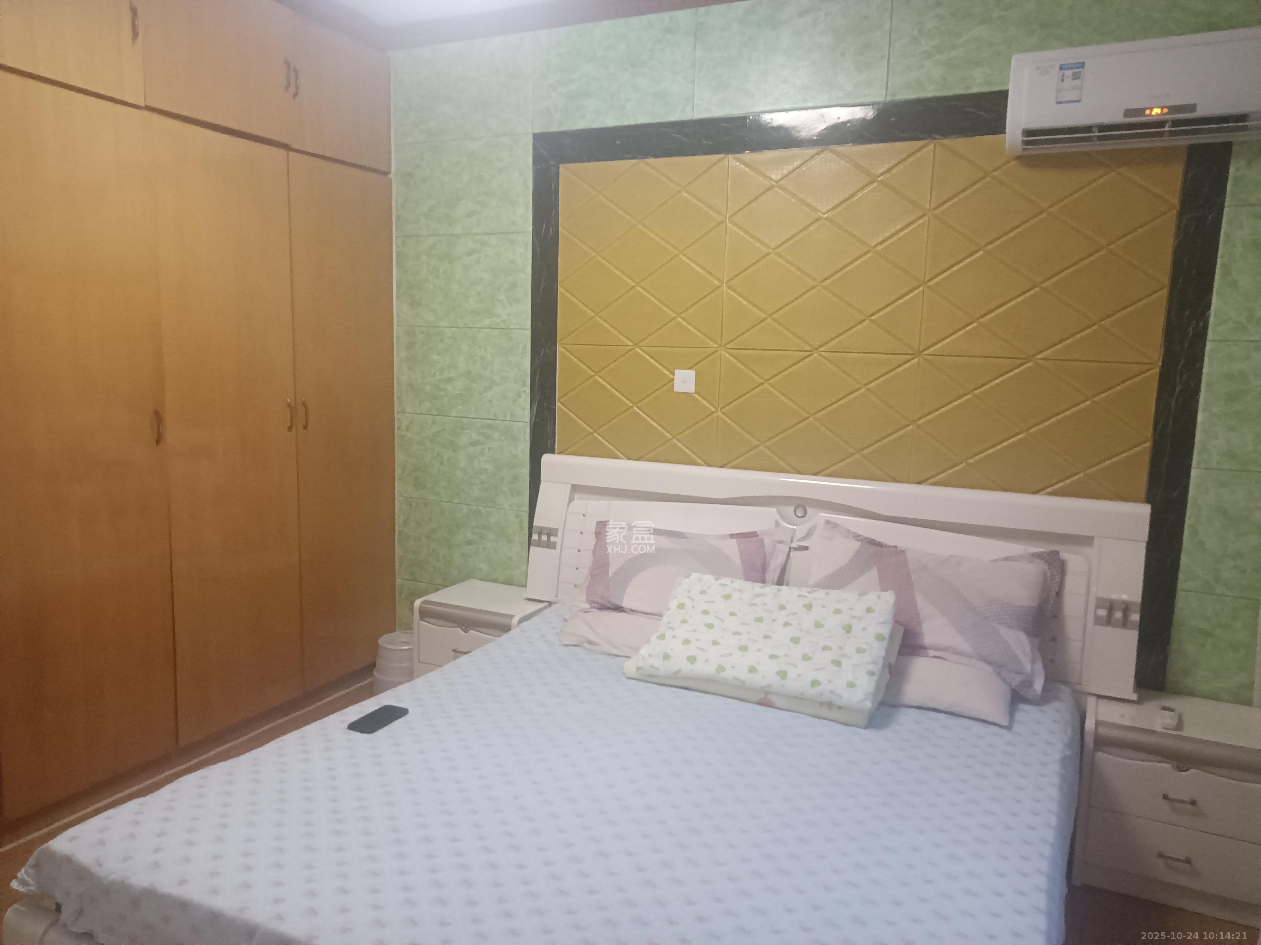 省中医药研究院宿舍（国华制药厂北院）  3室2厅21卫    2200.0元/月室内图