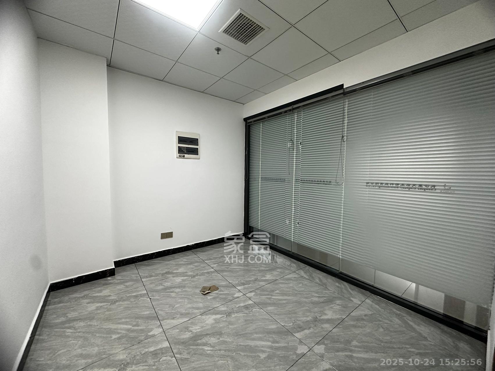 洋湖创富中心   175.0㎡      7000.0元/月室内图