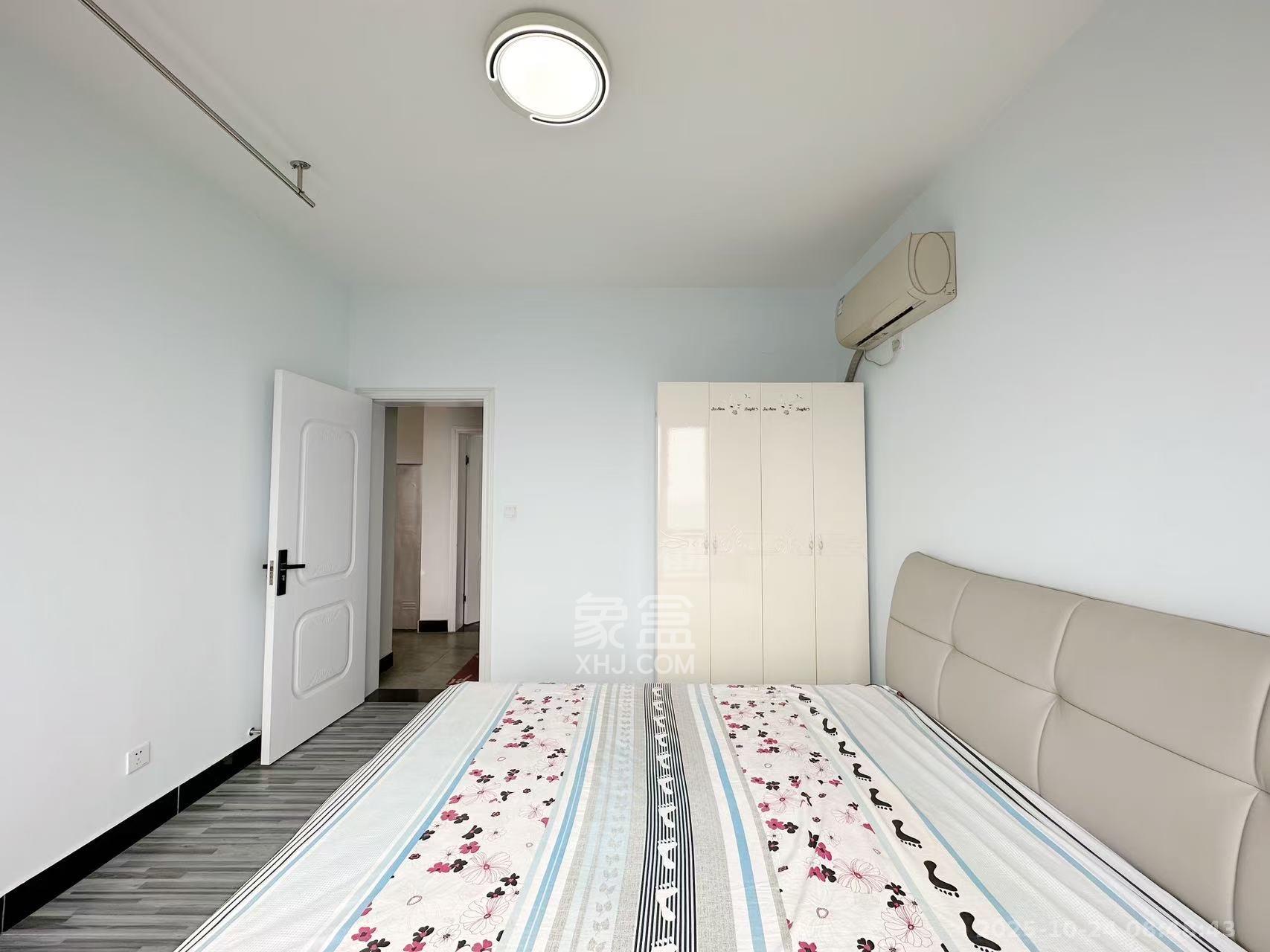 国泰九龙湾  3室2厅1卫    2100.0元/月室内图