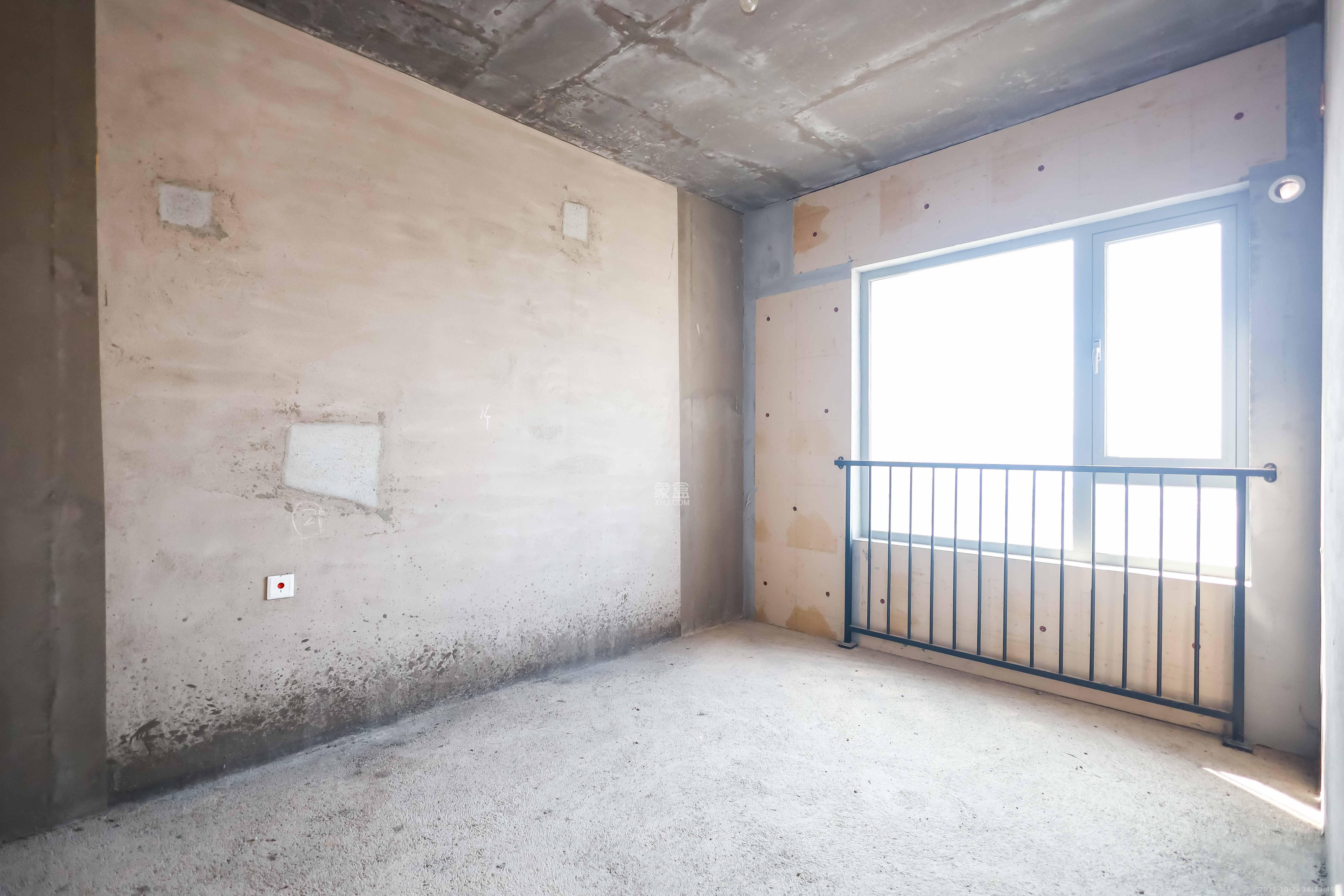 潇湘奥林匹克花园 3室2厅1卫 88.0万 潇湘奥林匹克花园 3室2厅1卫 88.0万卧室