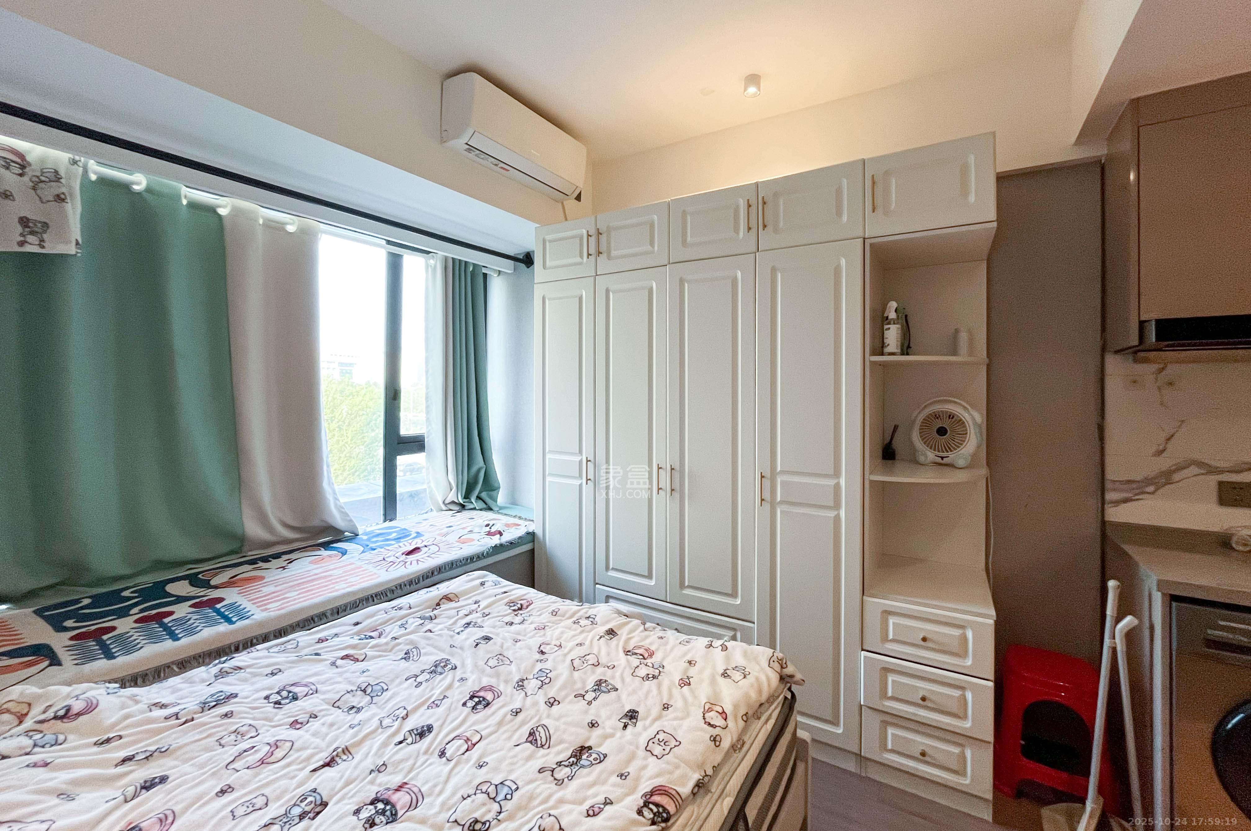 达美涧溪山  1室1厅1卫    30.0万客厅