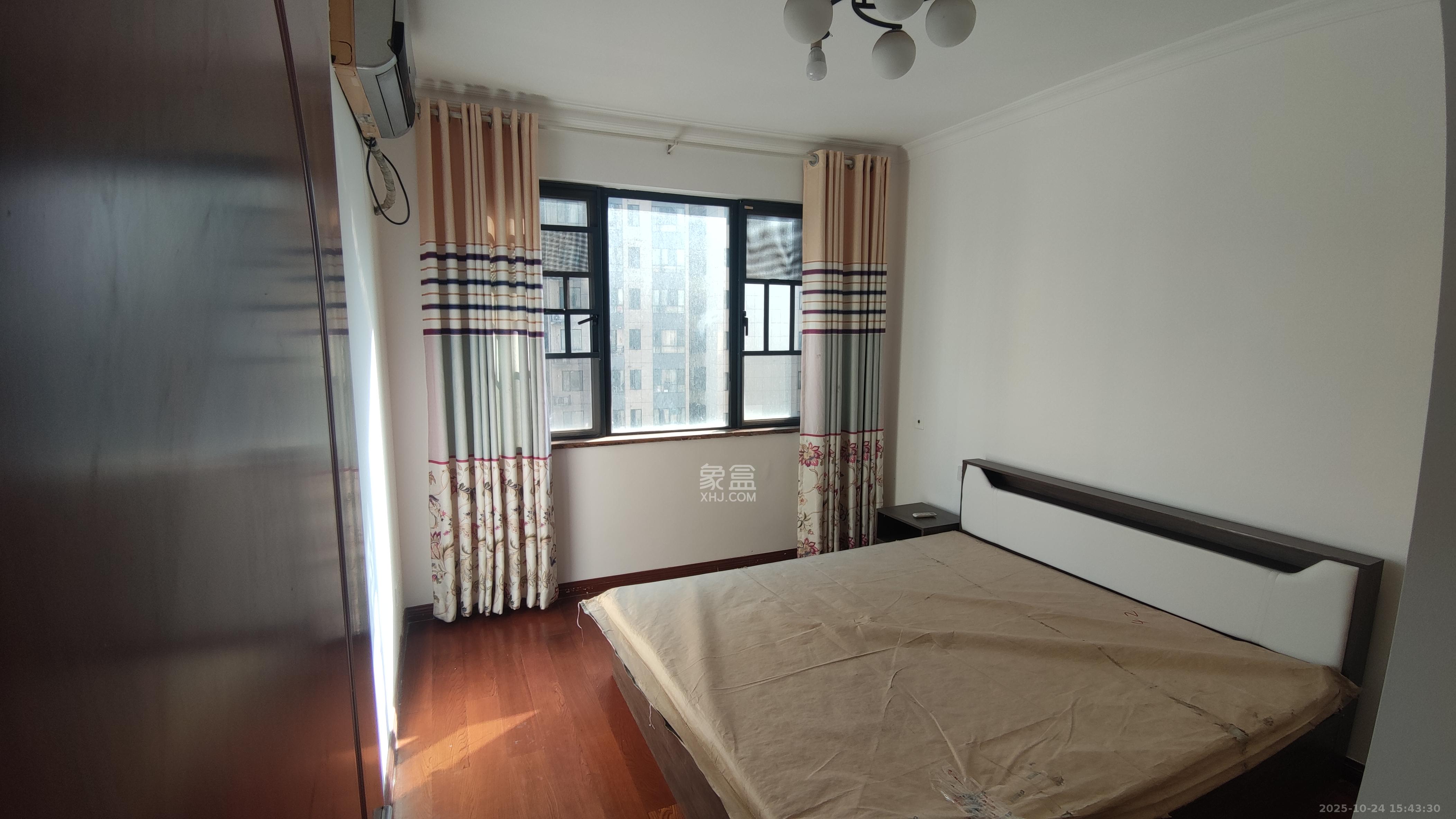 中国铁建梅溪青秀一期  3室1厅2卫    2800.0元/月室内图