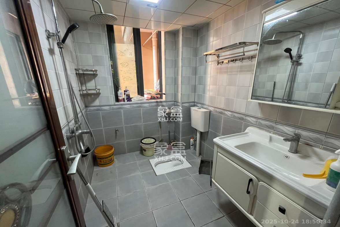 朝正美苑  2室1厅1卫    2100.0元/月 朝正美苑  2室1厅1卫    2100.0元/月室内图