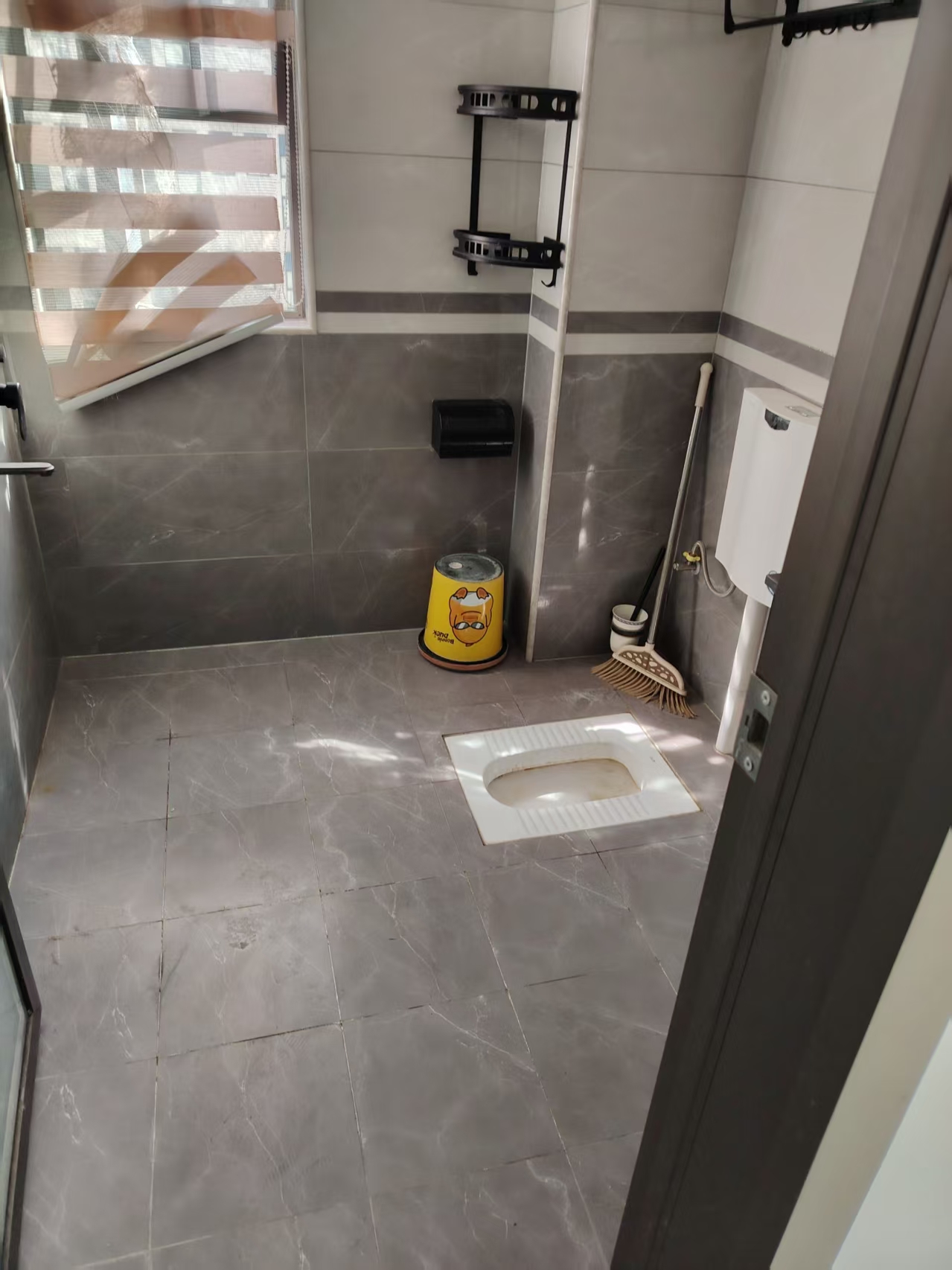 华润置地广场二期  3室2厅2卫    2300.0元/月户型图