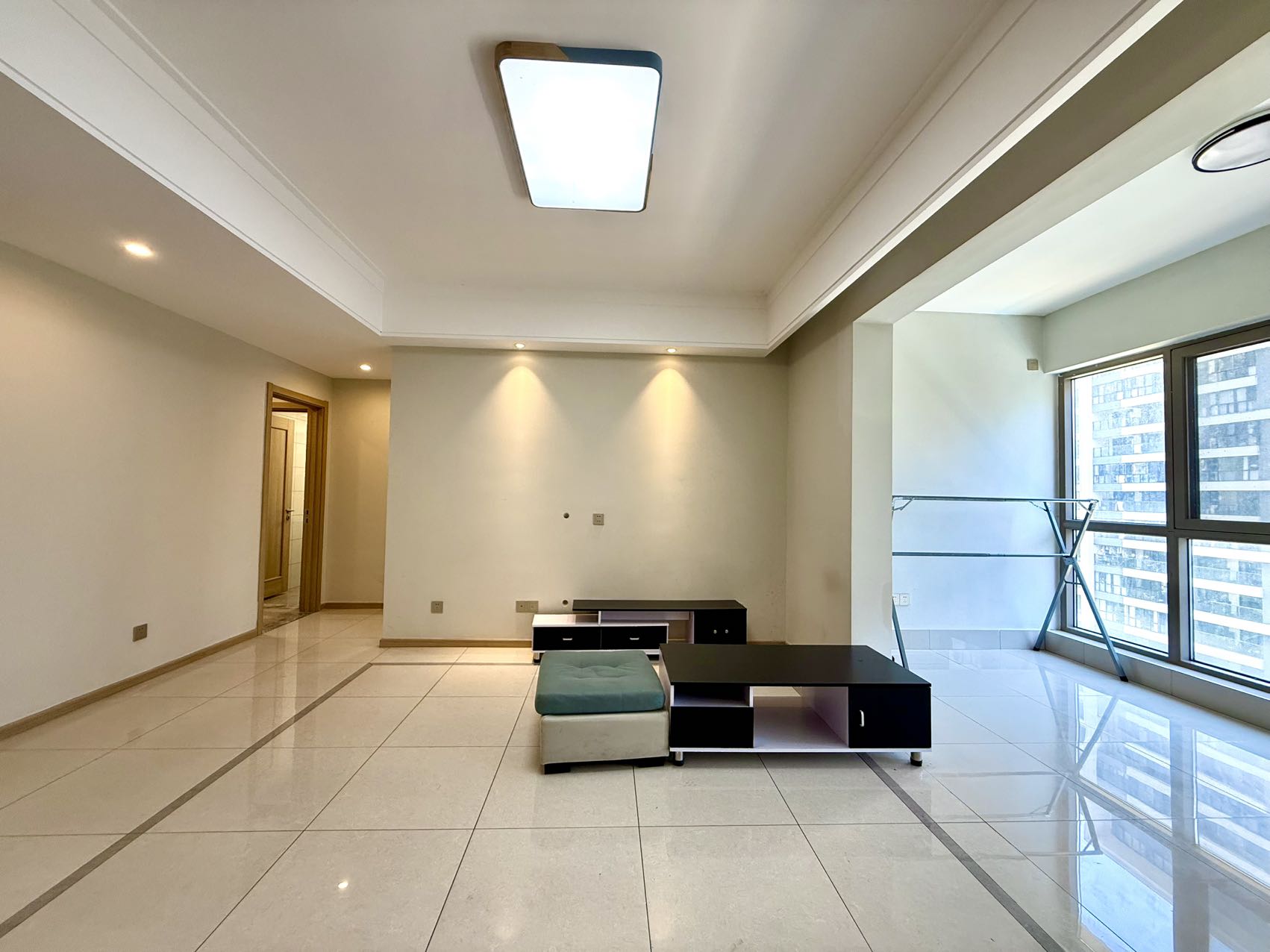 大华锦绣海岸四期  3室2厅2卫    185.0万 大华锦绣海岸四期  3室2厅2卫    185.0万