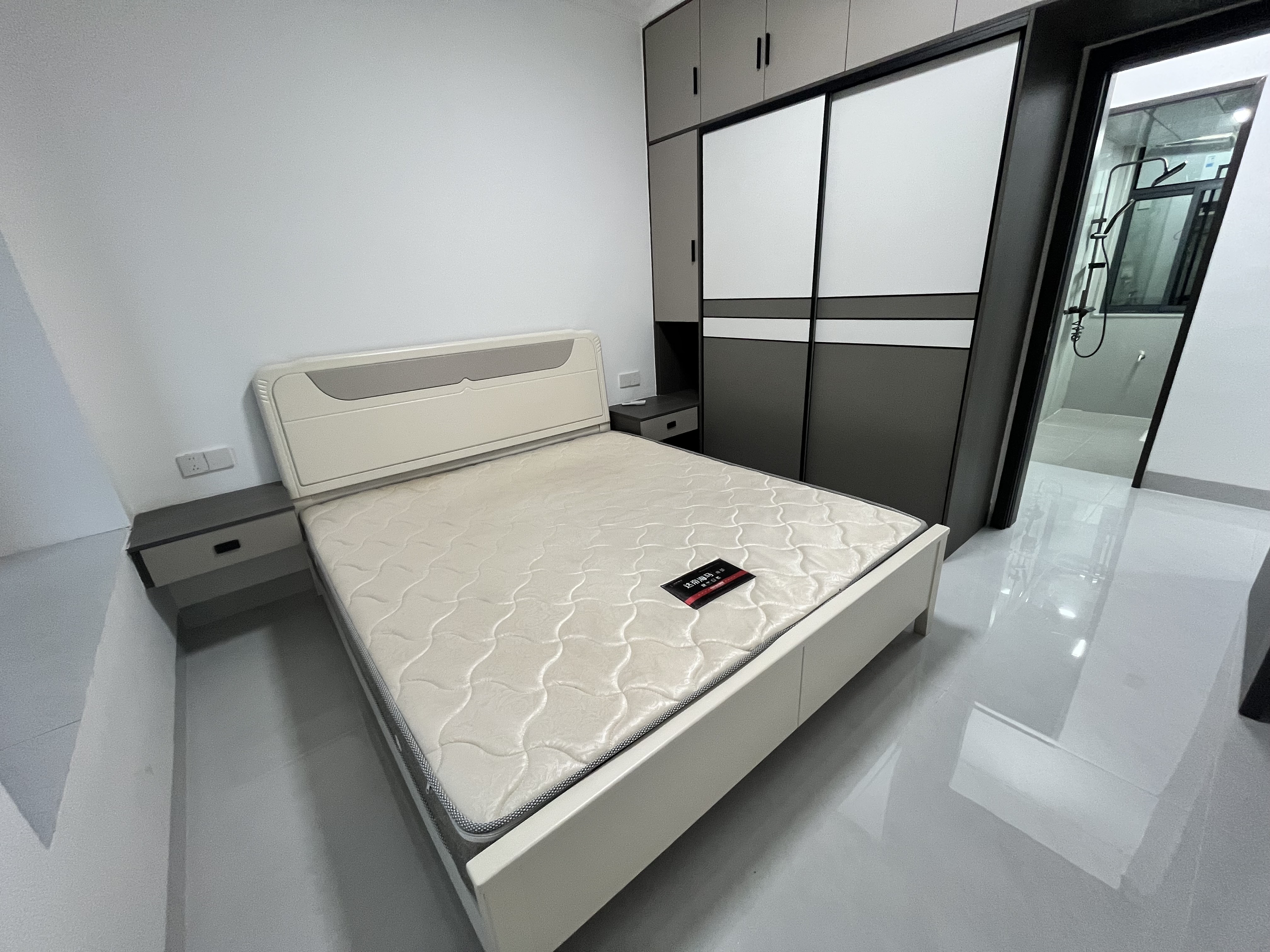 互助小区电梯房  2室2厅1卫    1500.0元/月户型图