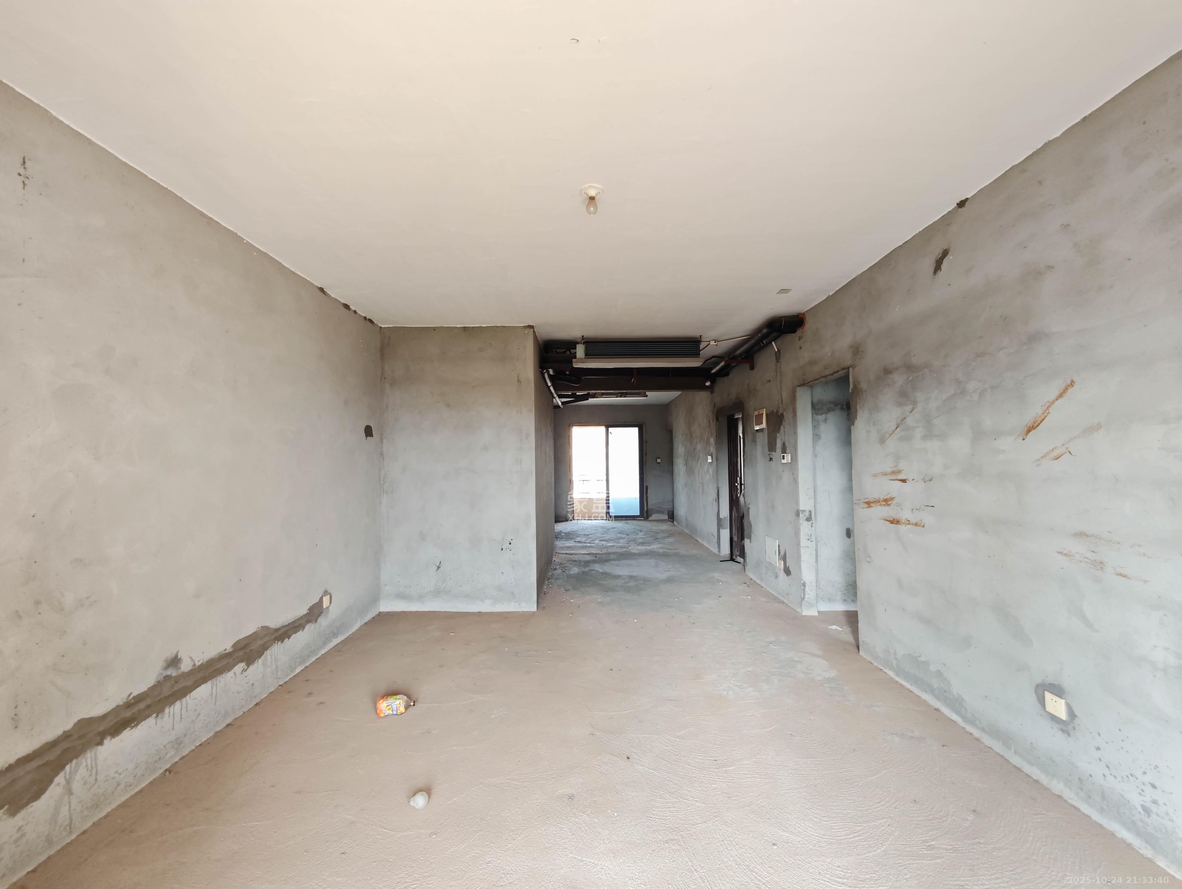 湘水郡(兴旺小爱同学)  4室2厅2卫    90.0万 湘水郡(兴旺小爱同学)  4室2厅2卫    90.0万其他