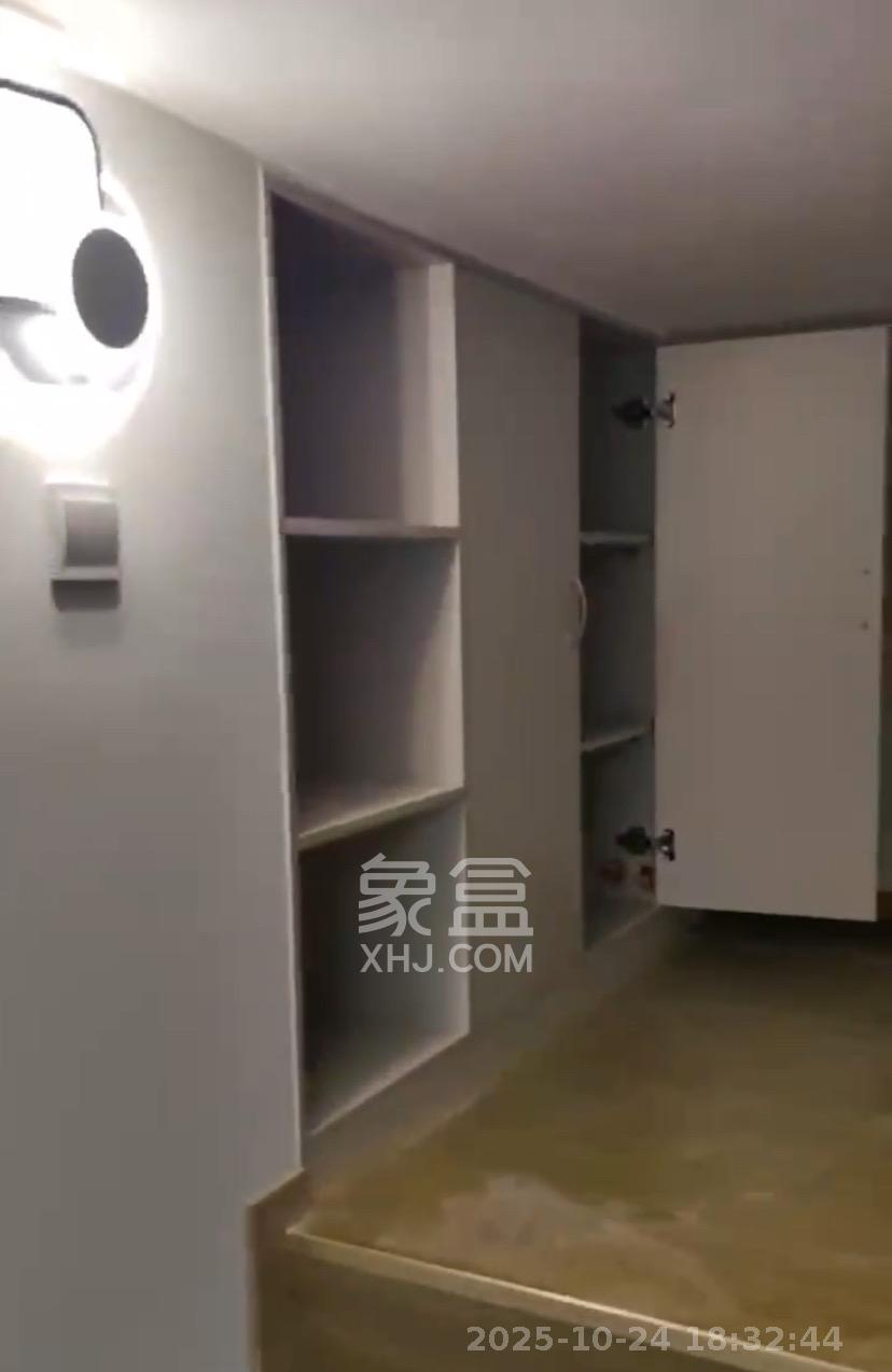 敬天广场  1室1厅1卫    2500.0元/月室内图