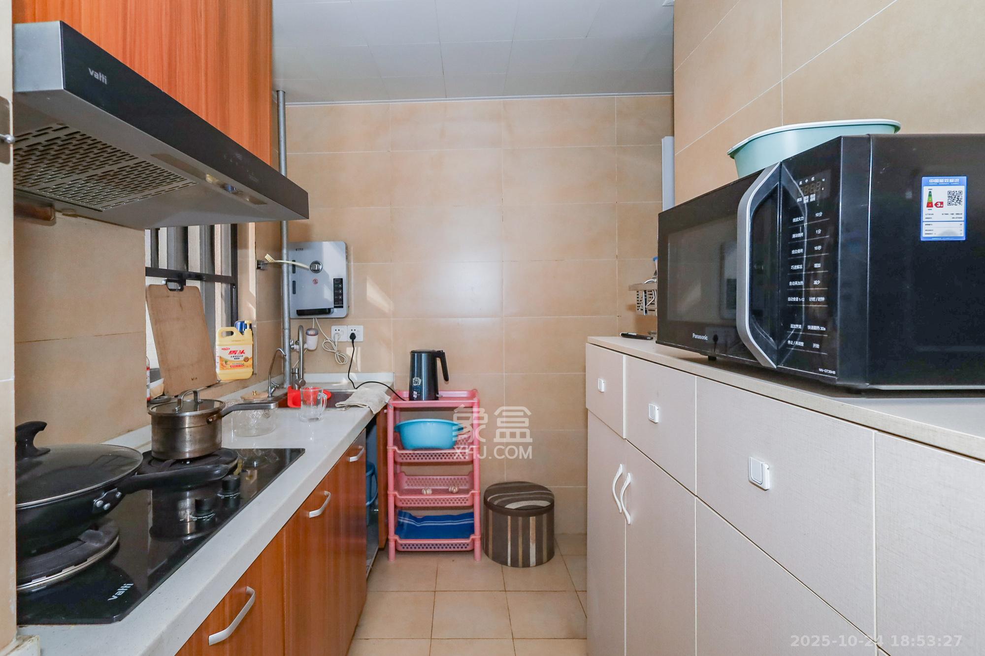 协信星澜汇  3室2厅1卫    98.0万厨房