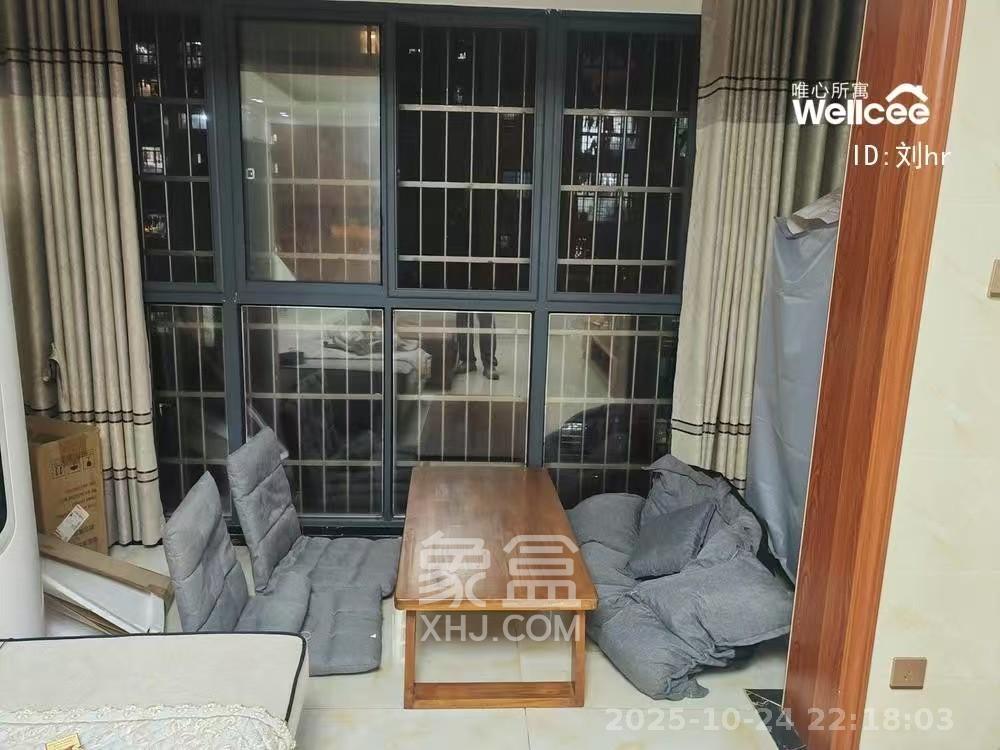 和康园小区  3室2厅2卫    2200.0元/月室内图