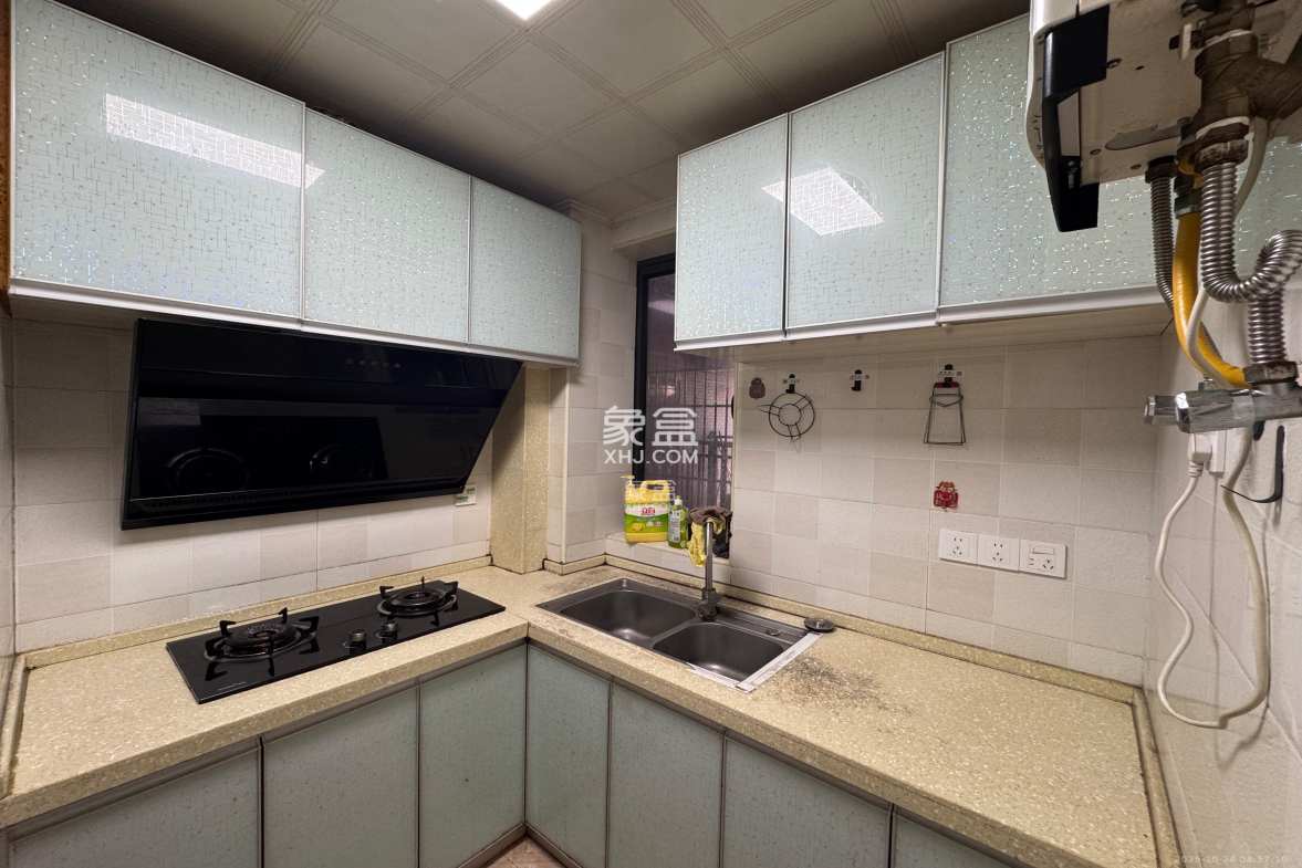 东宜兰园 2室1厅1卫 1800.0元/月 东宜兰园 2室1厅1卫 1800.0元/月室内图