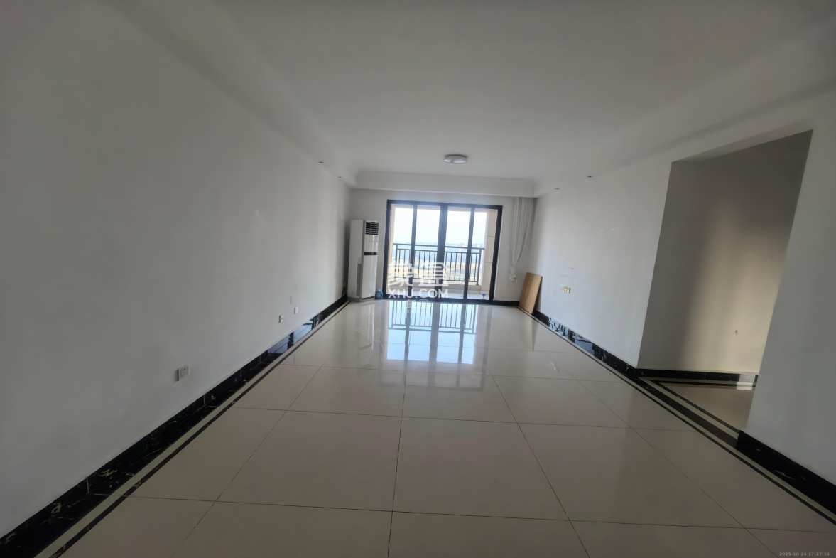 中海国际五期 3室2厅1卫 2000.0元/月 中海国际五期 3室2厅1卫 2000.0元/月室内图